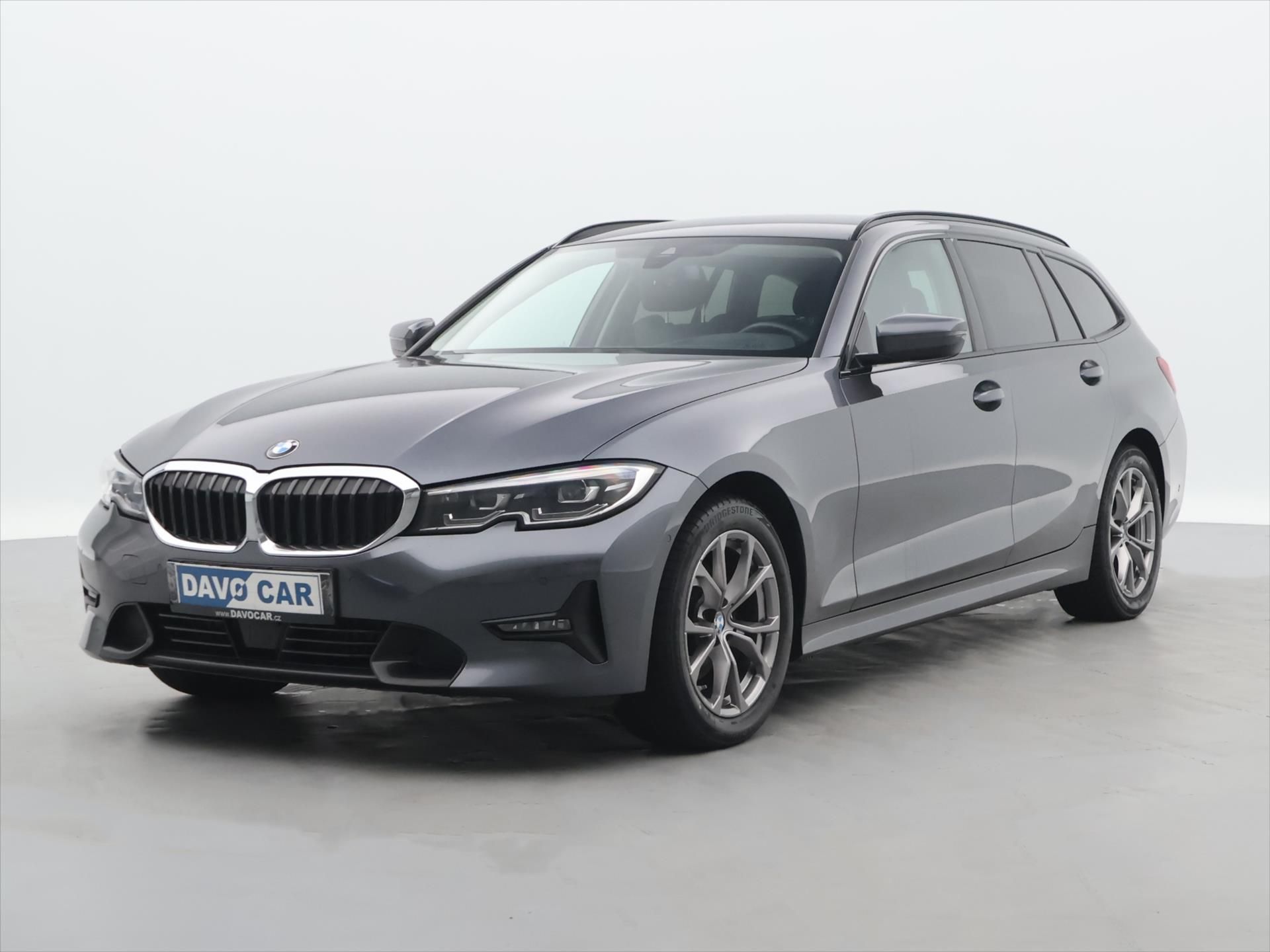 BMW Řada 3, 2,0 320d 140kW xDrive 1.Maj. - fotka 3