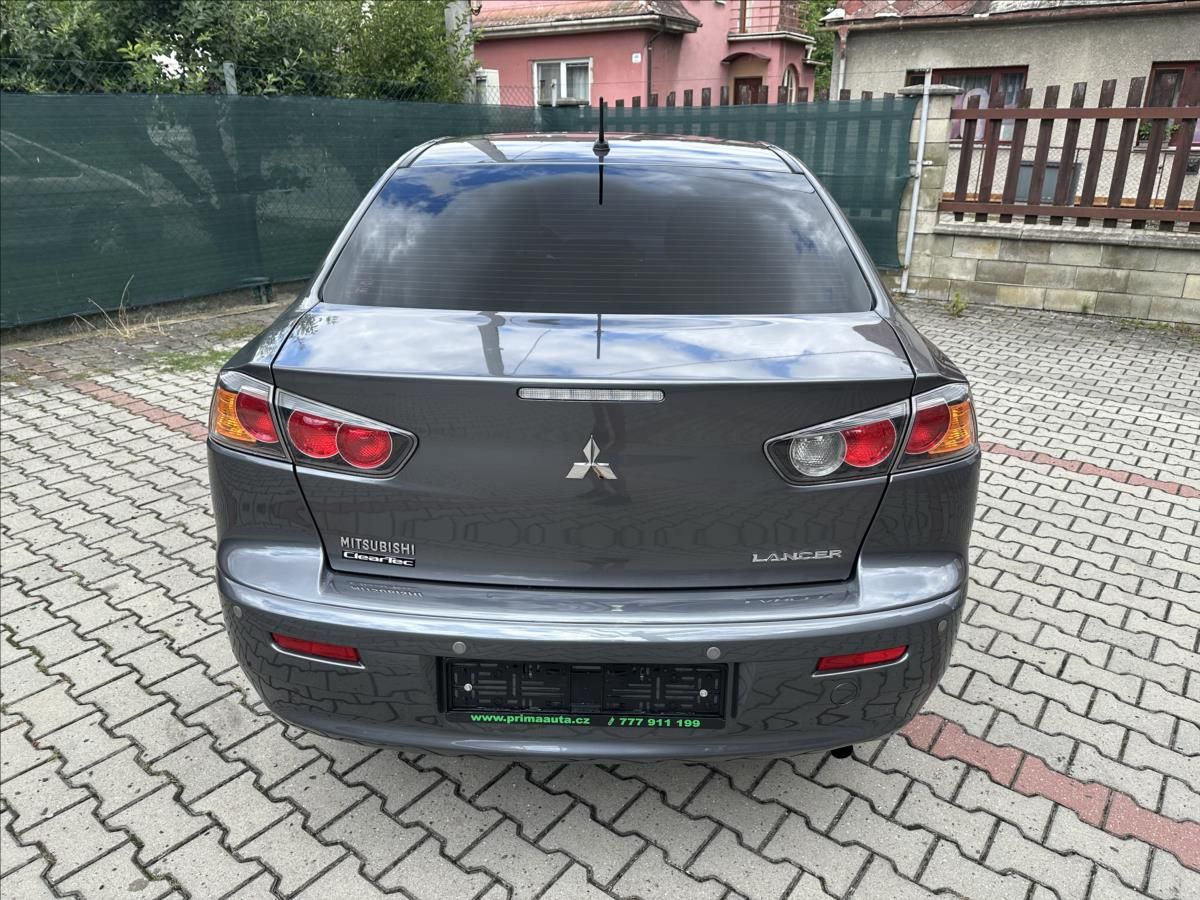 Mitsubishi Lancer, 1,6 33 tis KM !! TOP STAV !! - fotka 4