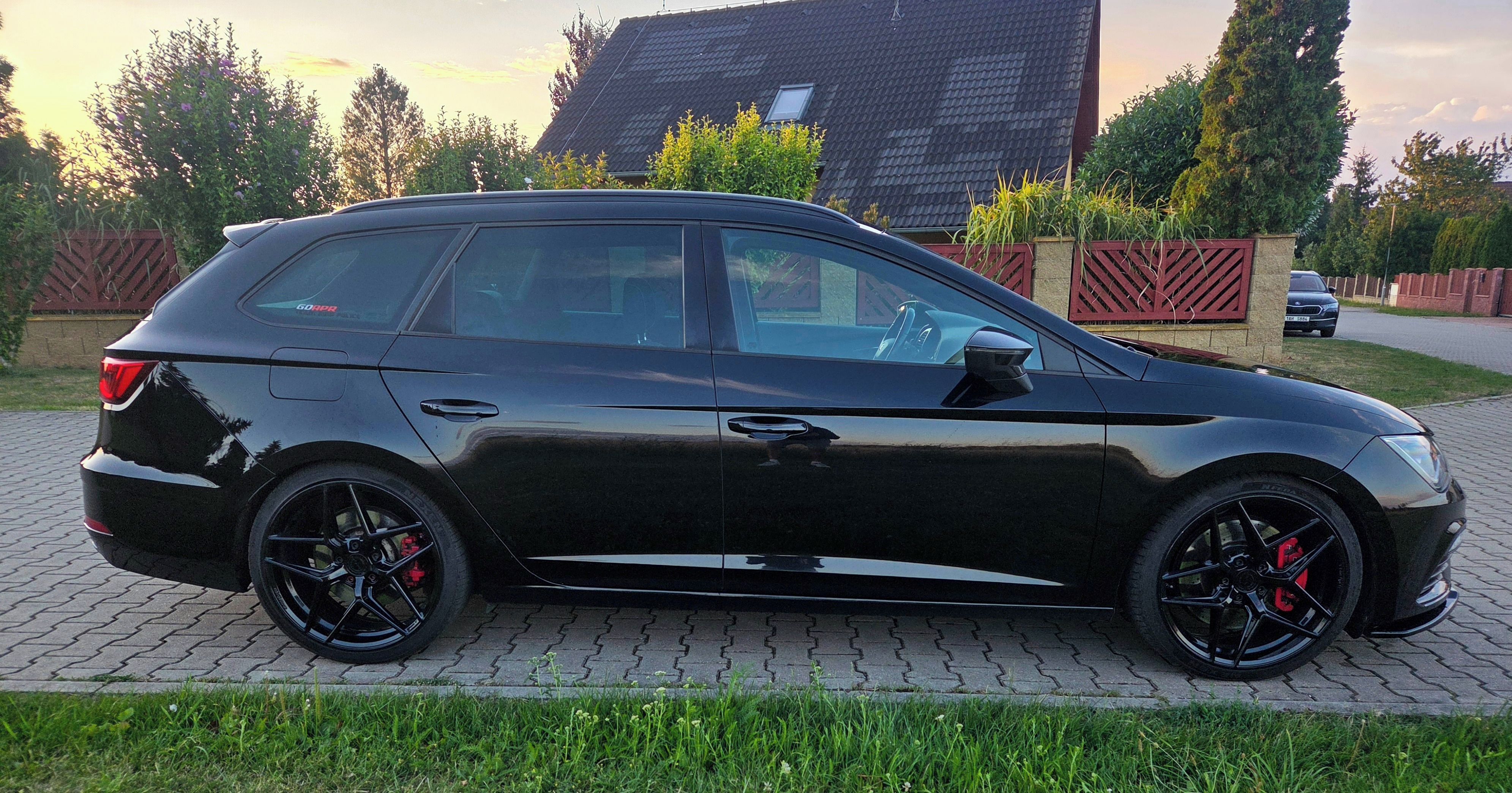 Seat Leon, Cupra 300 APR - fotka 4