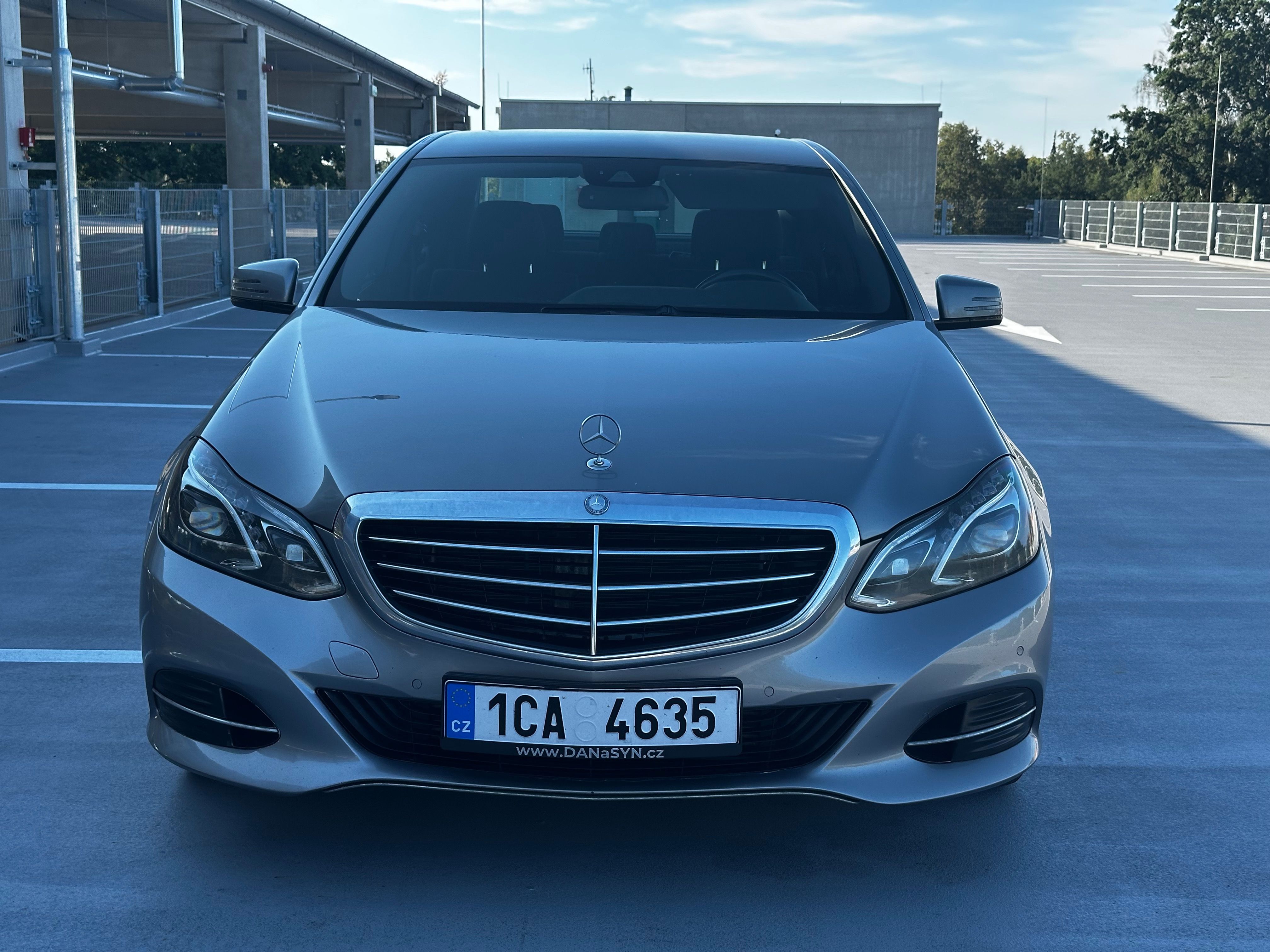 Mercedes-Benz Třídy E, 200 CDI nová zadní nápravnice - fotka 2