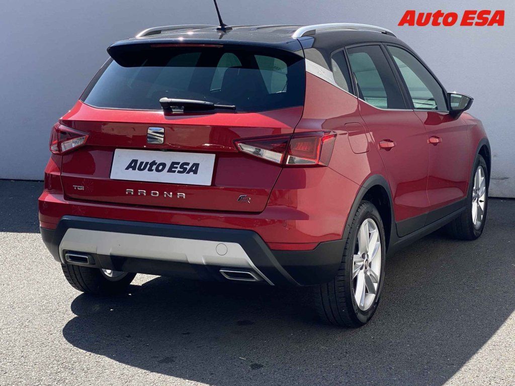Seat Arona, 1.0 TGi,FR - fotka 4