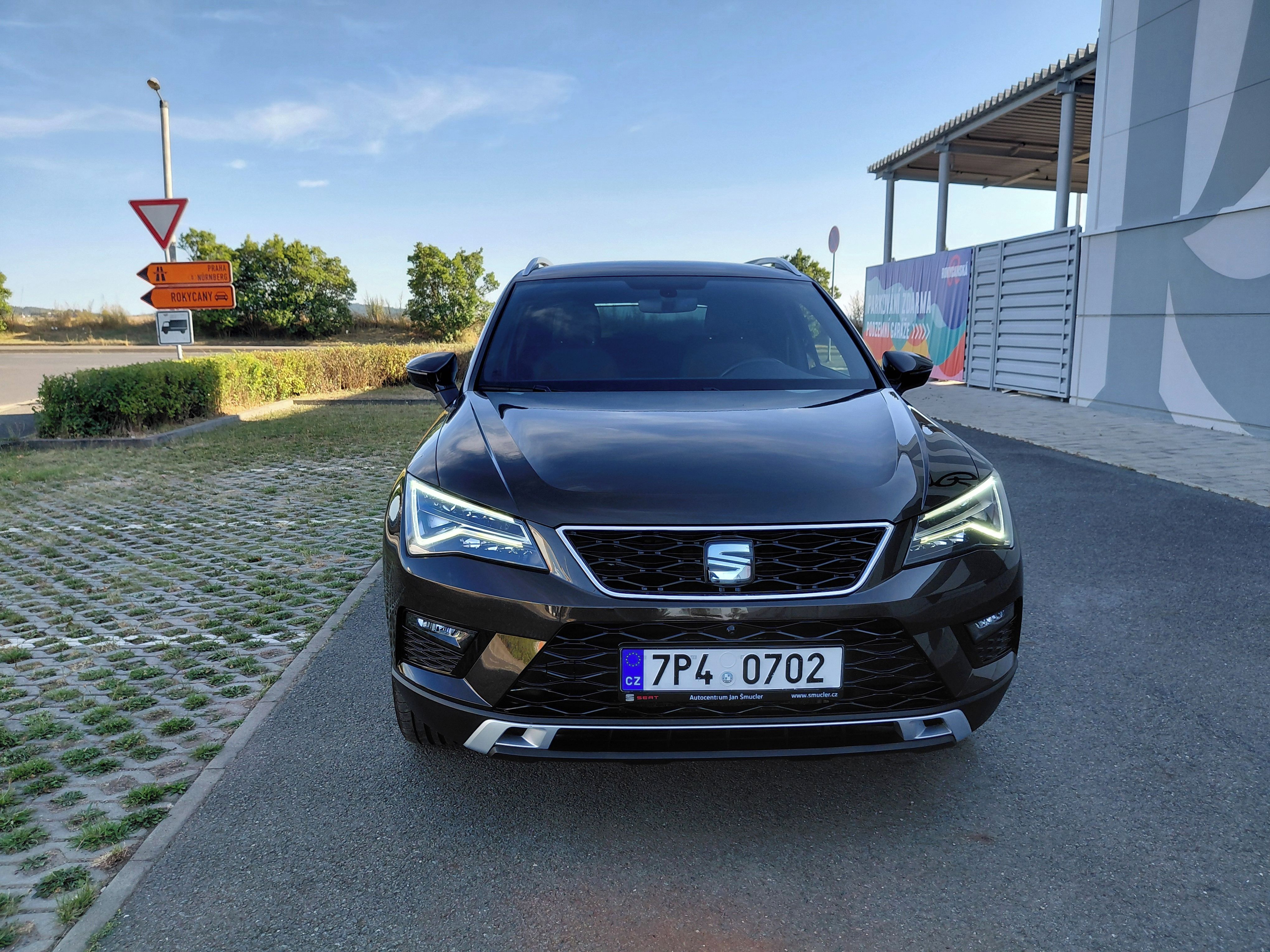 Seat Ateca, 1.4TSI 110KW EXTRA PĚKNÉ+KOLA! - fotka 2