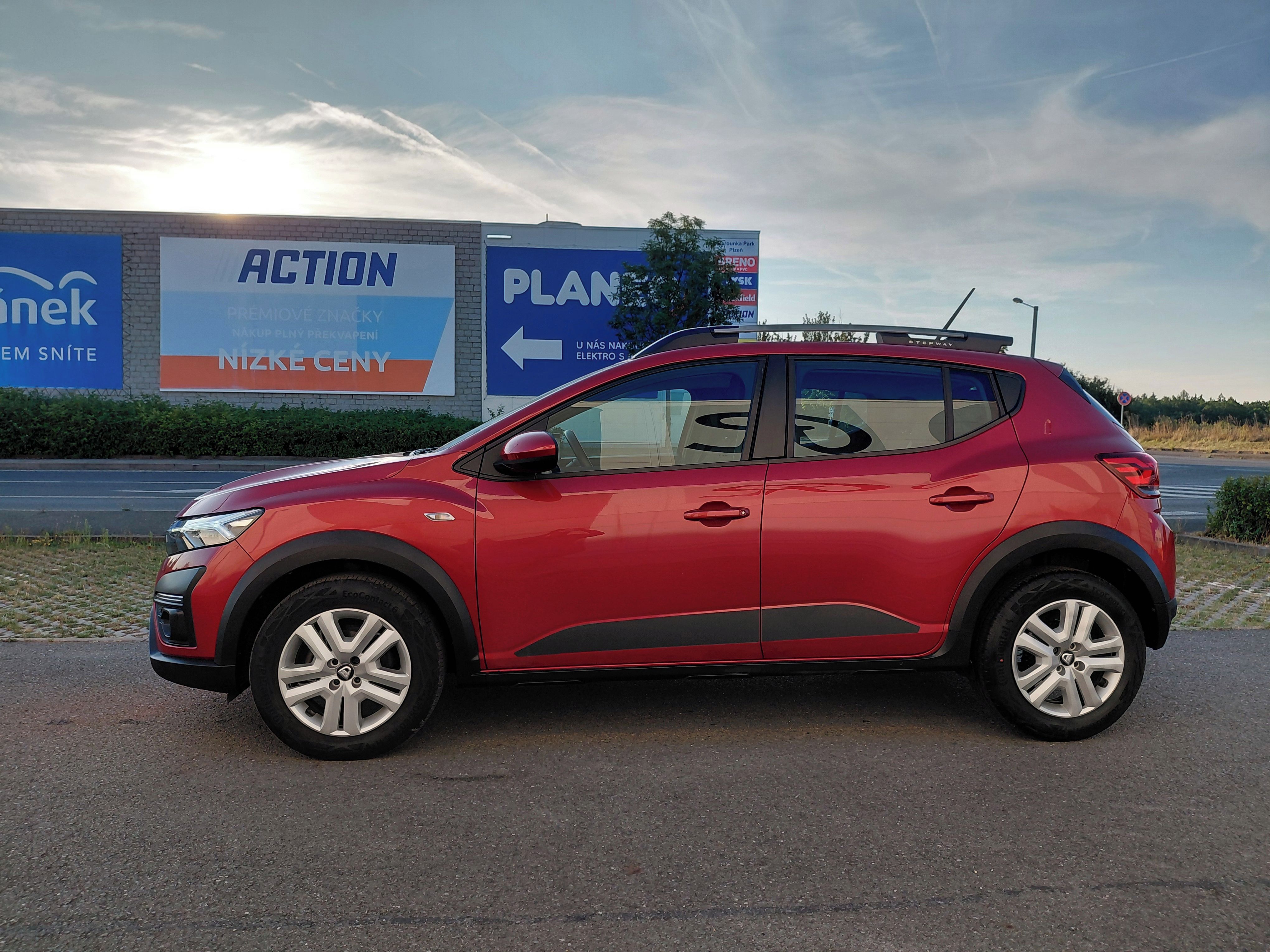 Dacia Sandero, 1.0TCE 67KW STEPWAY EXTRA 1.MA - fotka 4