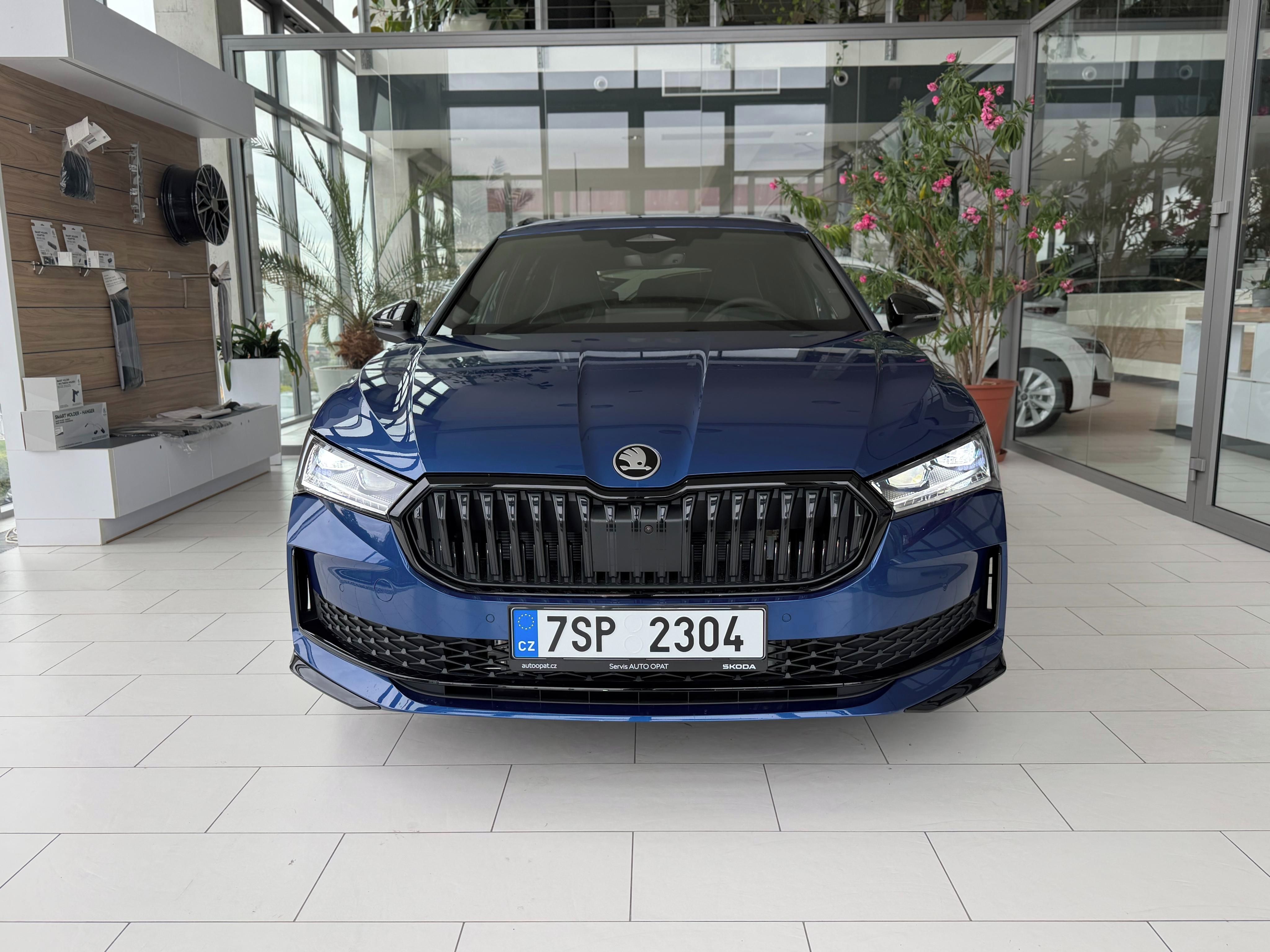 Škoda Superb, 2,0 TDI 142 kW 4X4 DSG - fotka 2