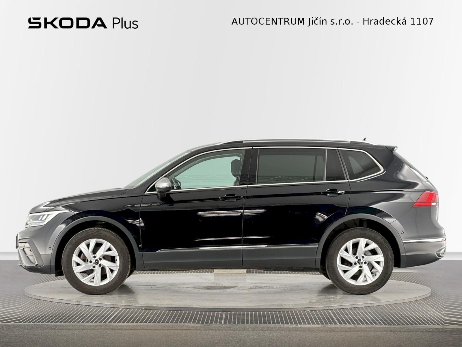 Volkswagen Tiguan Allspace, Life 1.5 TSI 110kW - fotka 3
