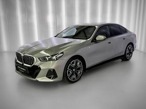 BMW Řada 5, 520d xDrive, M-SPORT, HUD, H/K