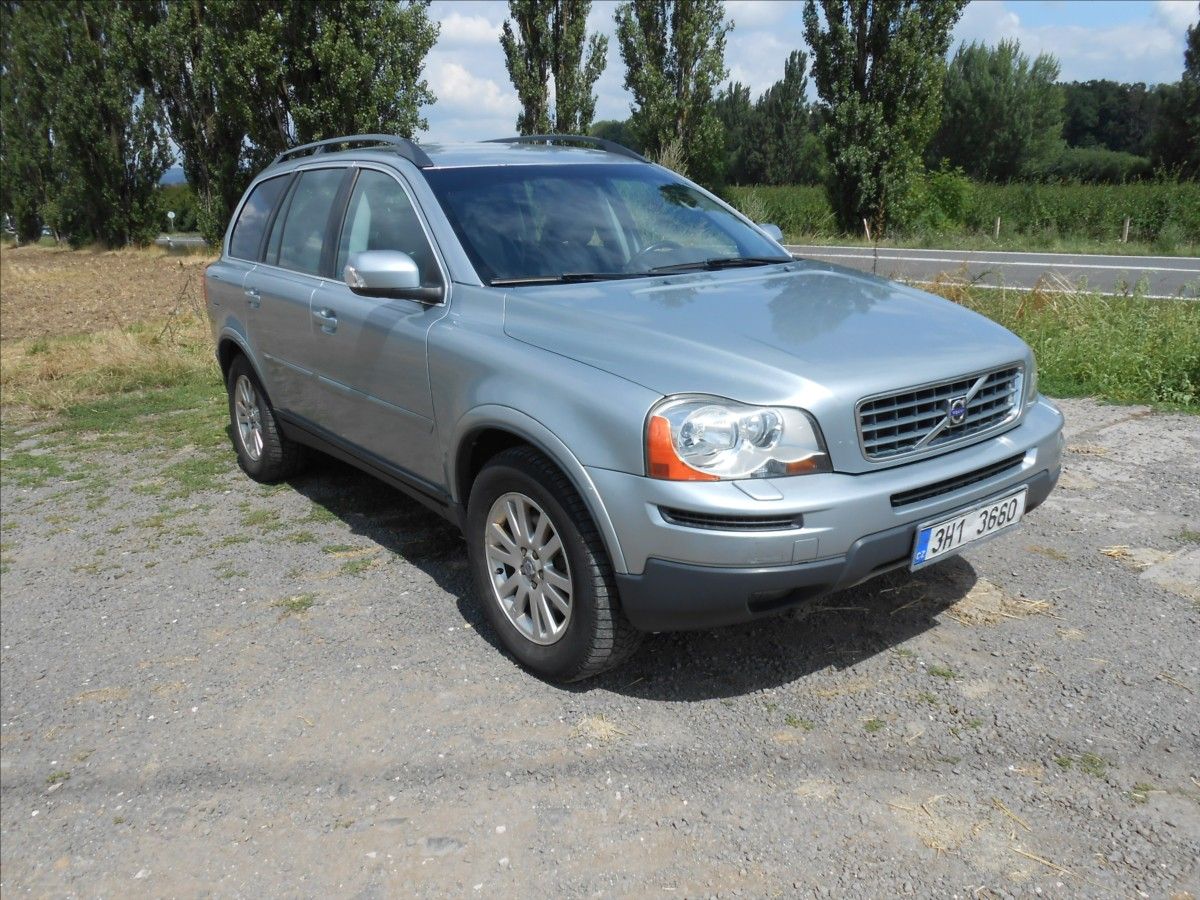 Volvo XC90, 2,4 D5D 136 kW  CZ  Serviska - fotka 5