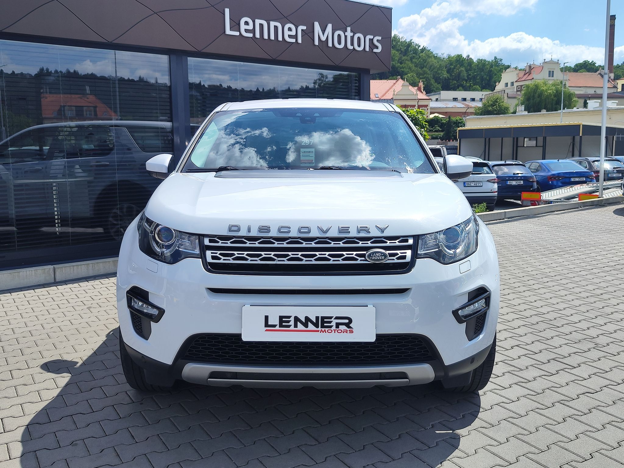 Land Rover Discovery Sport, 2.0 TD4 HSE/132kW Servisováno - fotka 2