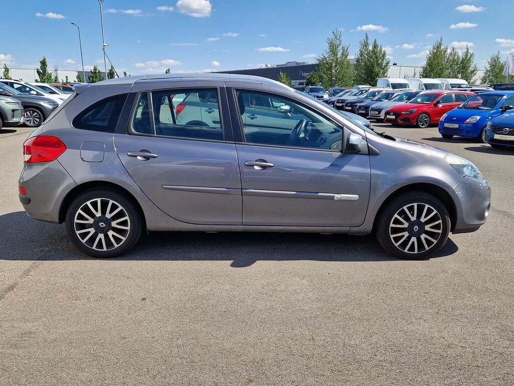 Renault Clio, 1.1 16V 55 kW - fotka 3