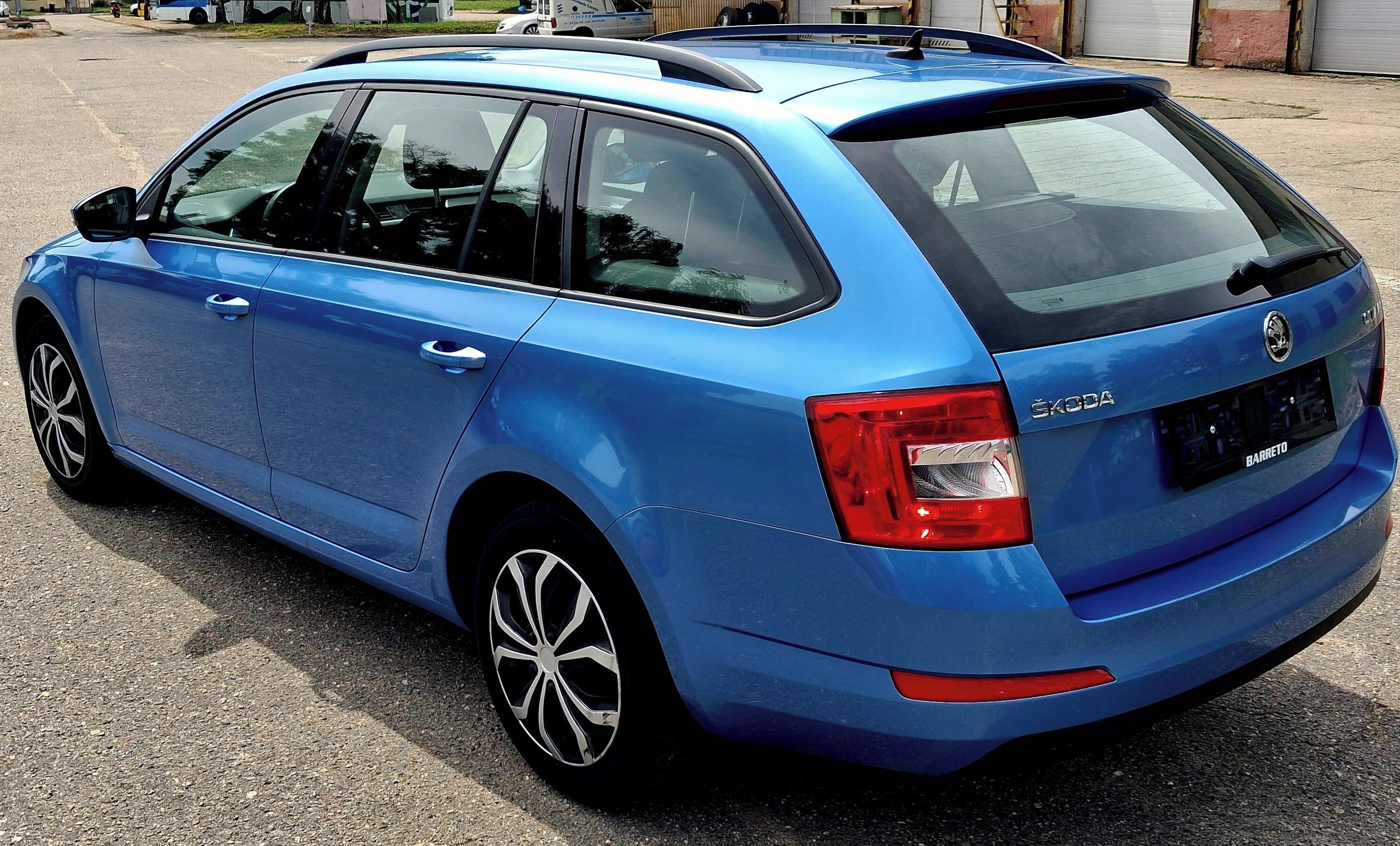 Škoda Octavia, 1.6 Tdi NAVI Aut.Klima. - fotka 3
