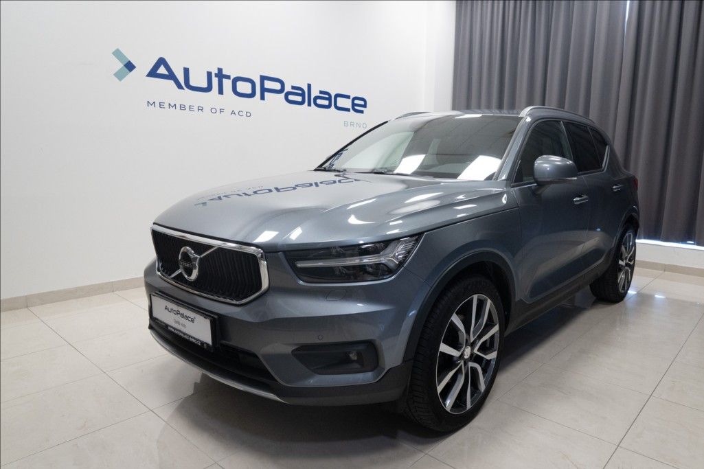Volvo XC40, 2,0 D4 AWD NAVI KAMERA TAŽNÉ