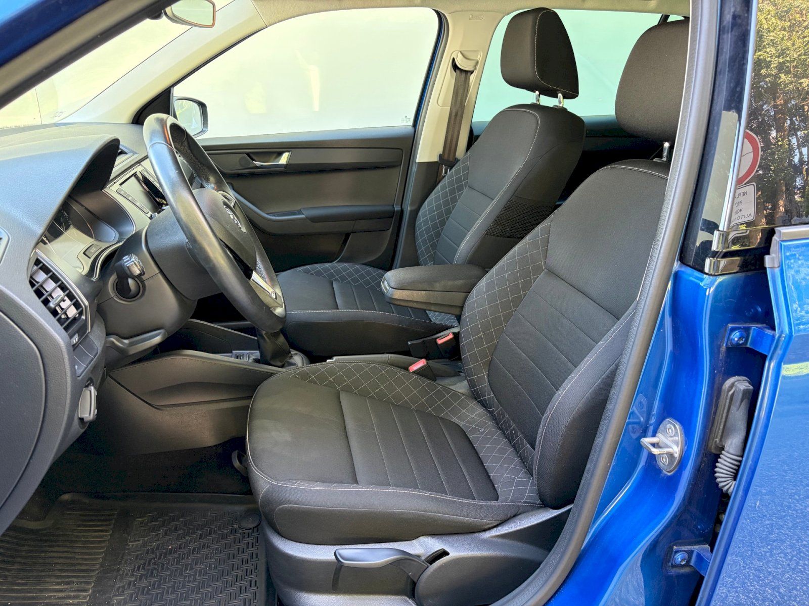 Škoda Fabia, FABIA COM STYLE TS 81/1.2 M6F - fotka 6