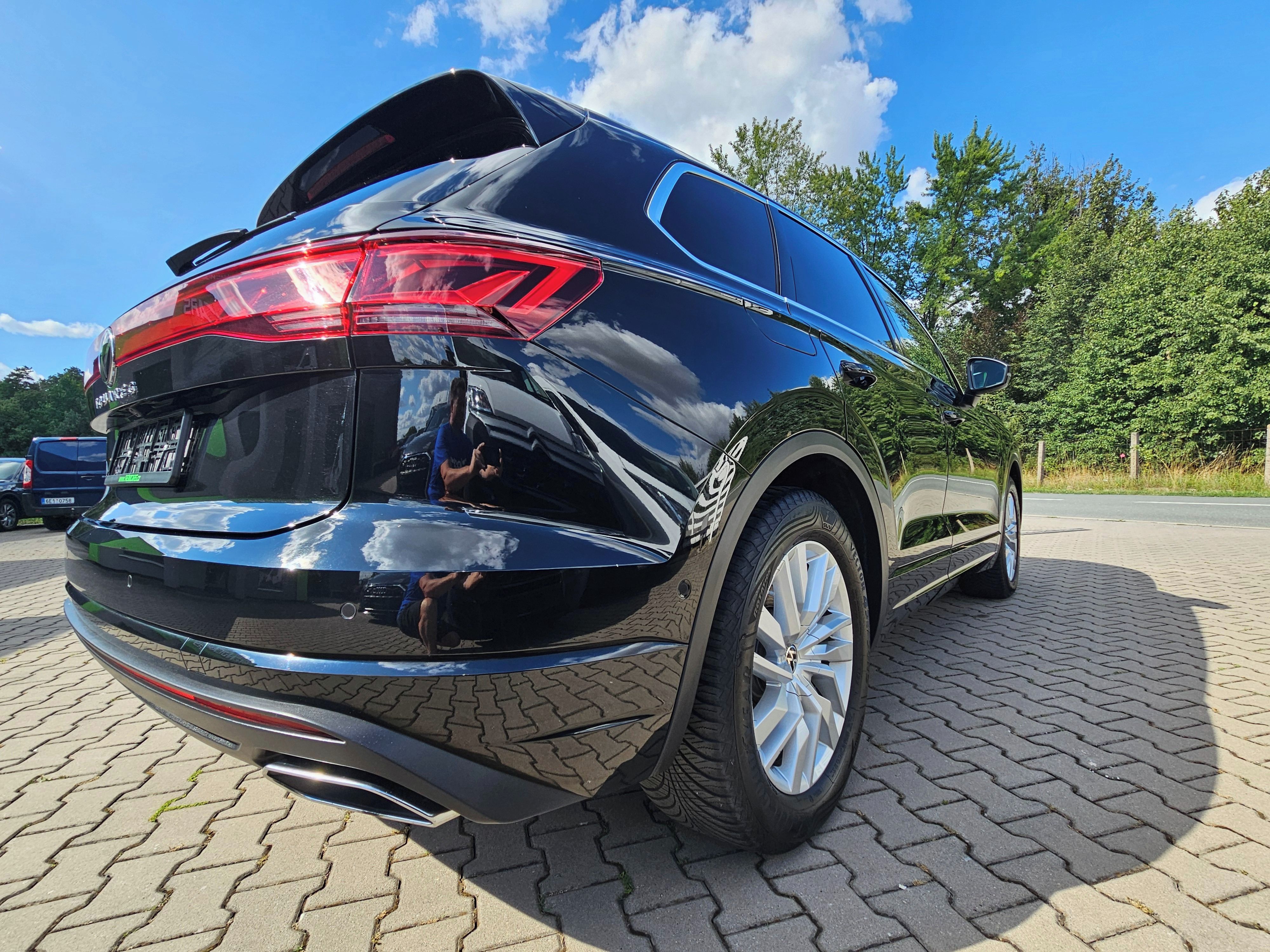Volkswagen Touareg, Elegance 3.0 TDI Vzduch Tažné - fotka 6