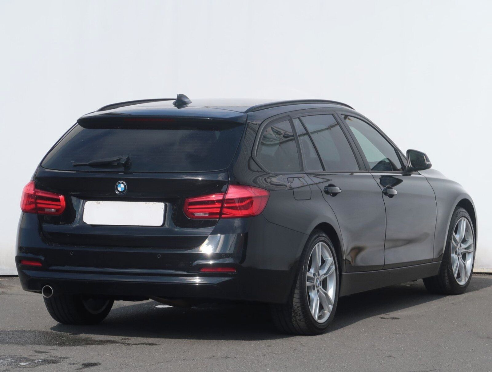 BMW Řada 3, 318 d, Automat, Serv.kniha - fotka 5