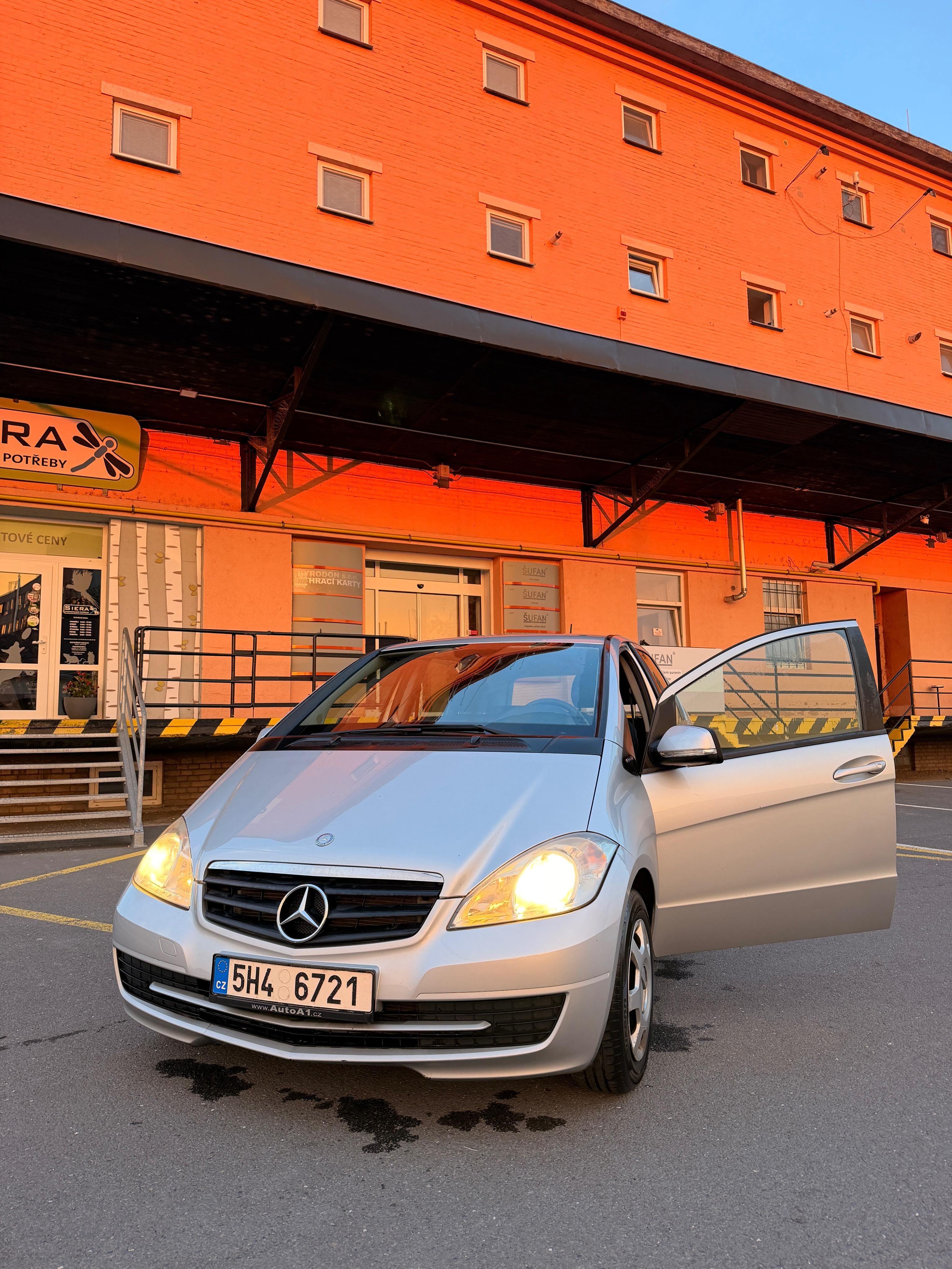 Mercedes-Benz Třídy A, Mercedes-Benz A 180 2009