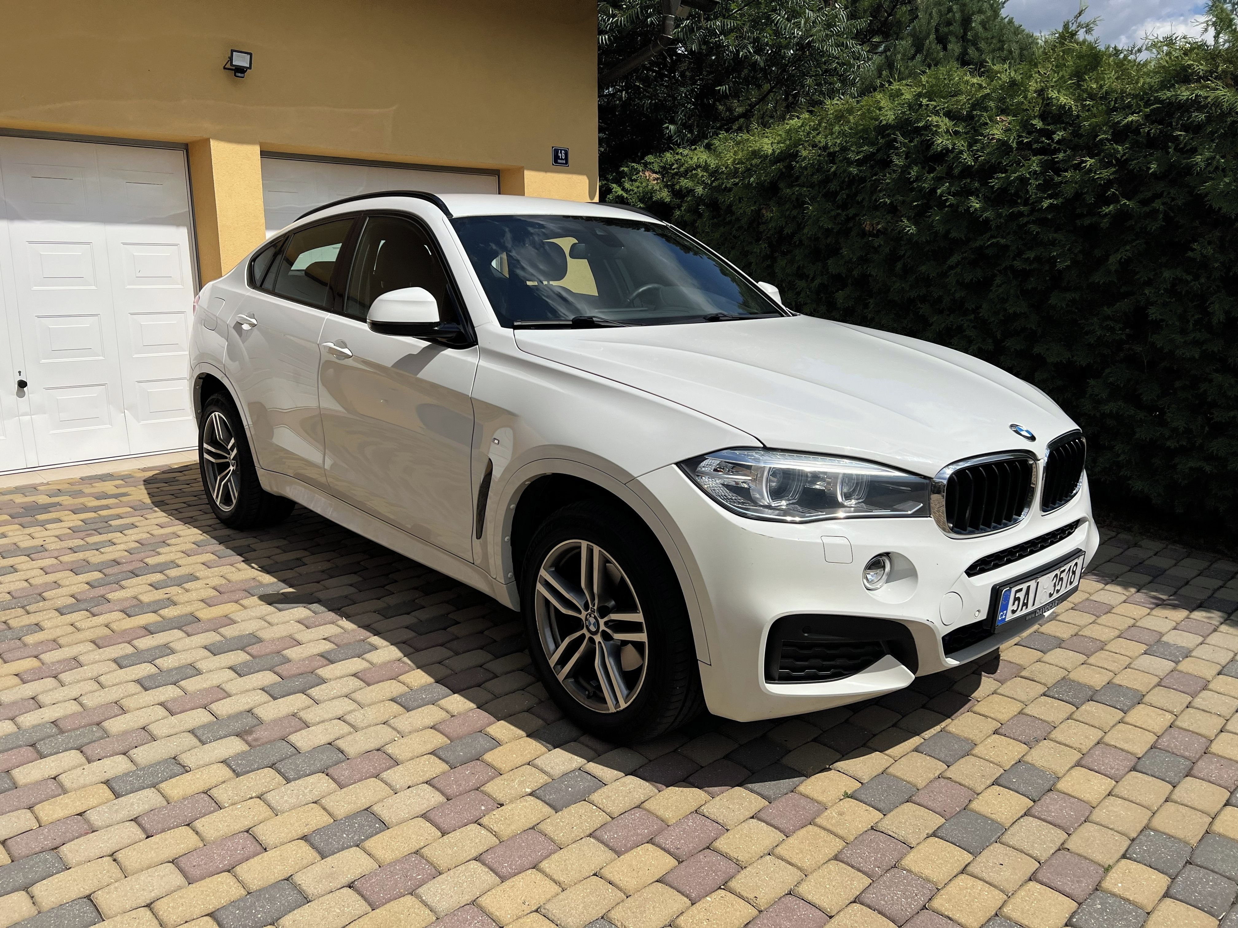 BMW X6, X6, 3.0 xDrive30d, ČR, M Paket