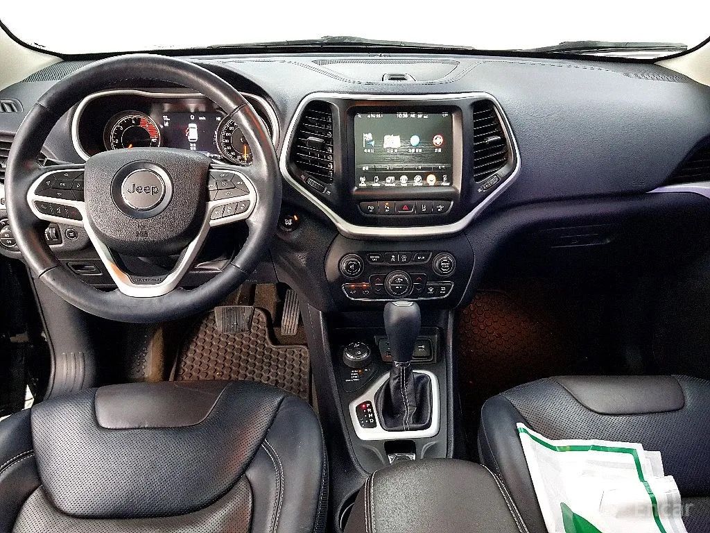Jeep Cherokee, 2.2M-JET,4x4,OVERLAND,147kw,DP - fotka 5