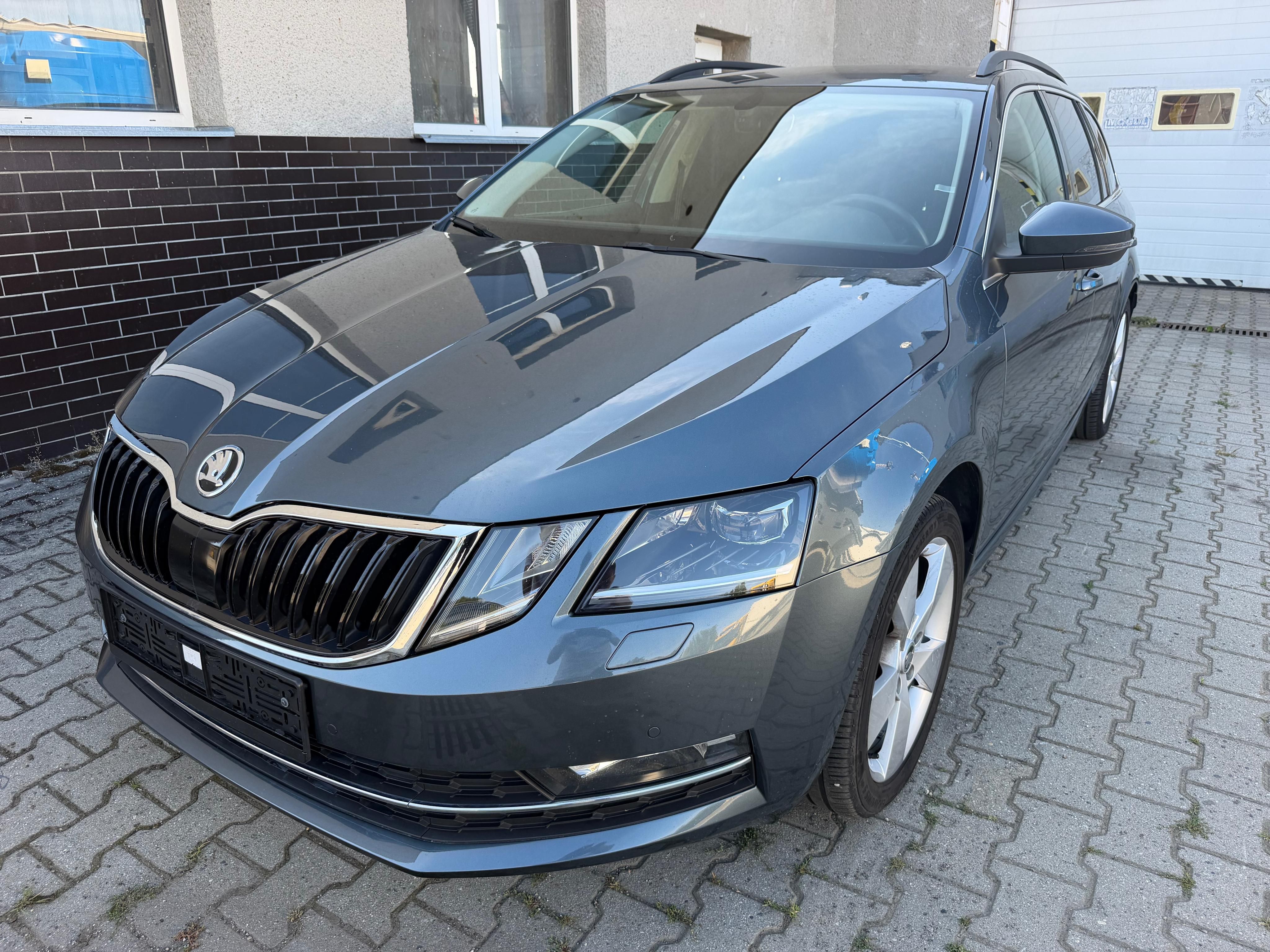 Škoda Octavia, 2.0 TDI 4x4 DSG 135kW - fotka 3