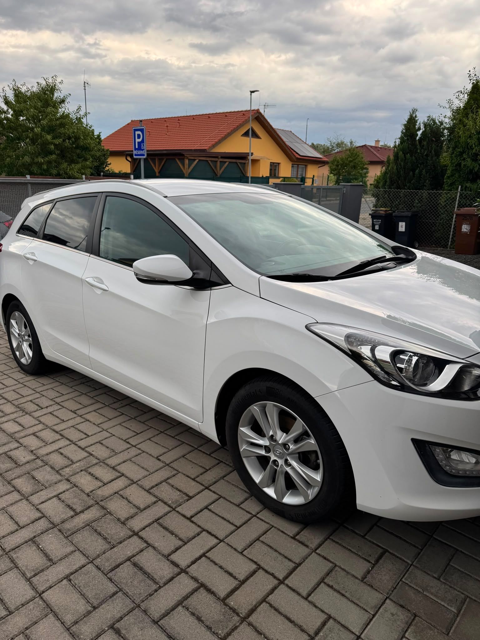 Hyundai i30, 1,6GDi Kombi Nehavarováno