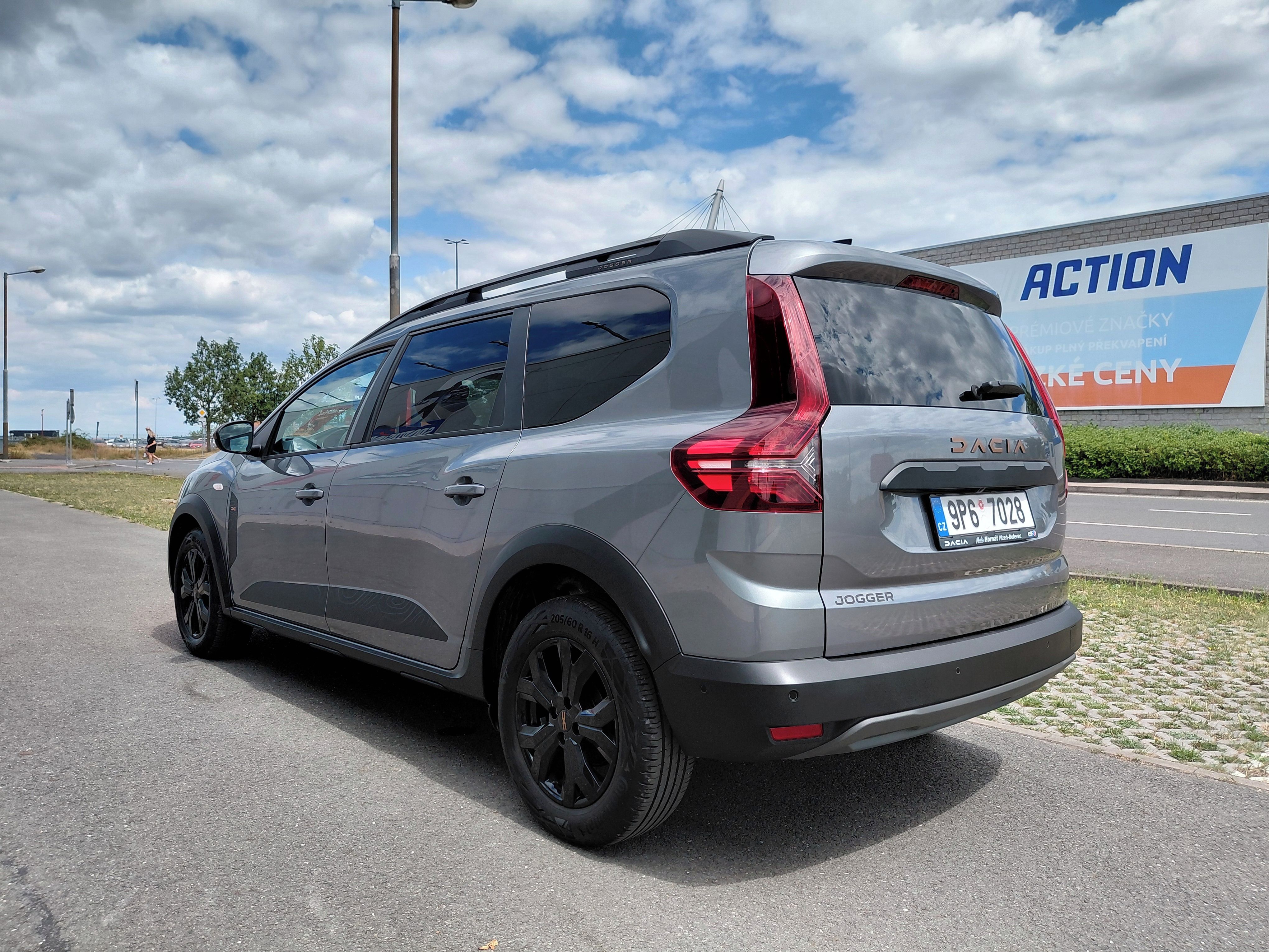Dacia Jogger, 1.0TCE 81KW STAV NOVÉHO+KOLA - fotka 5