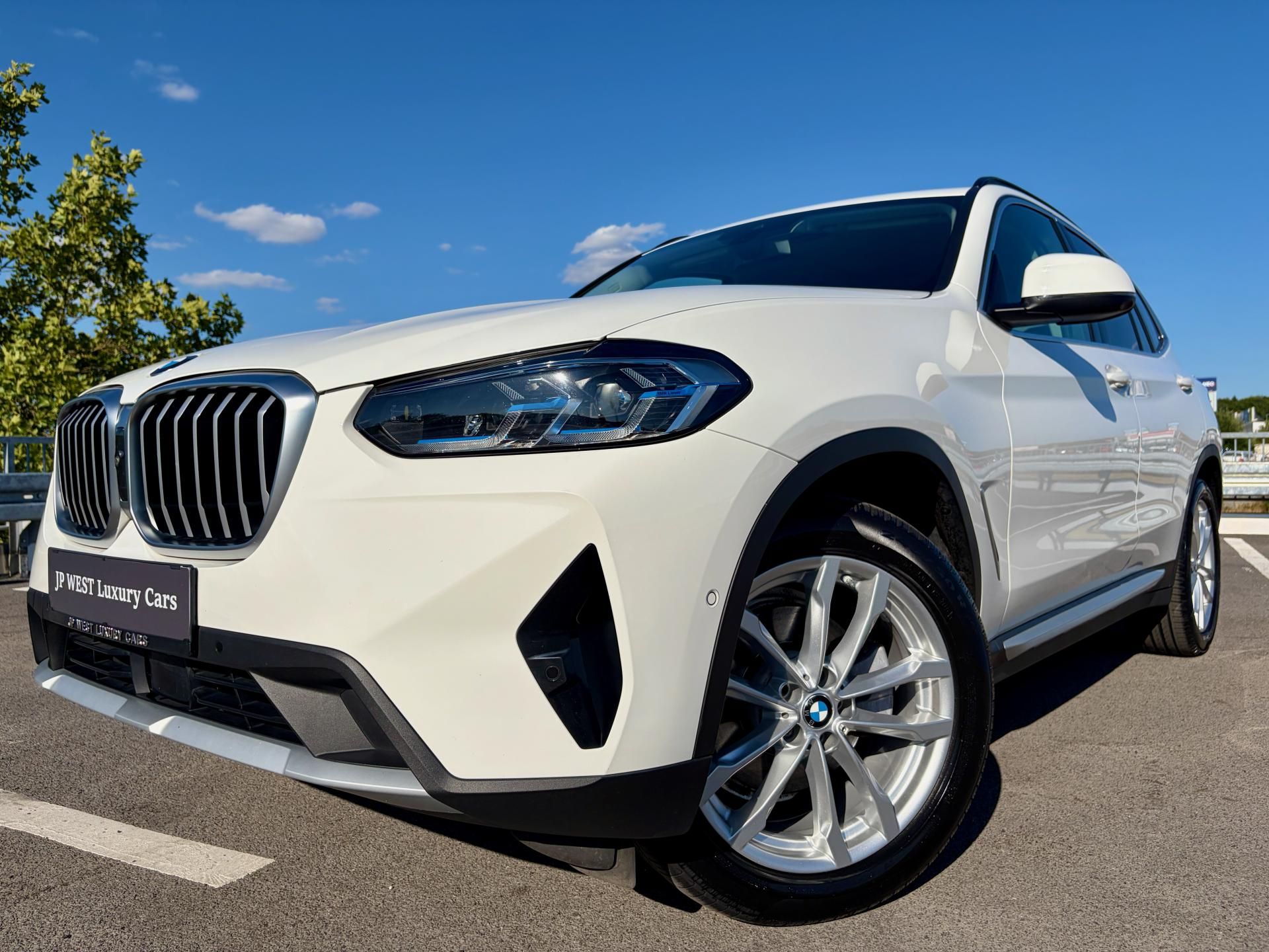 BMW X3, 20d LASER, PANO, HUD,360°,HiFi
