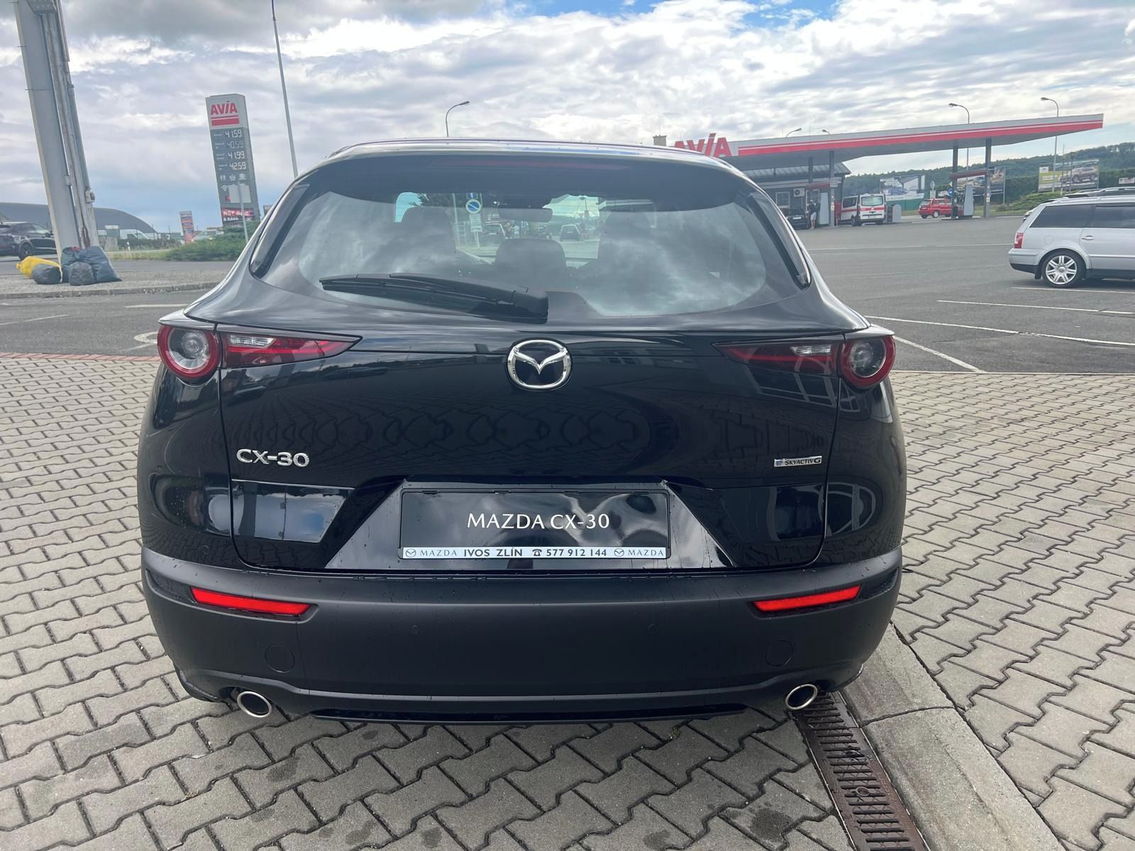 Mazda CX-30, 2,5 6AT Centre Line - fotka 5