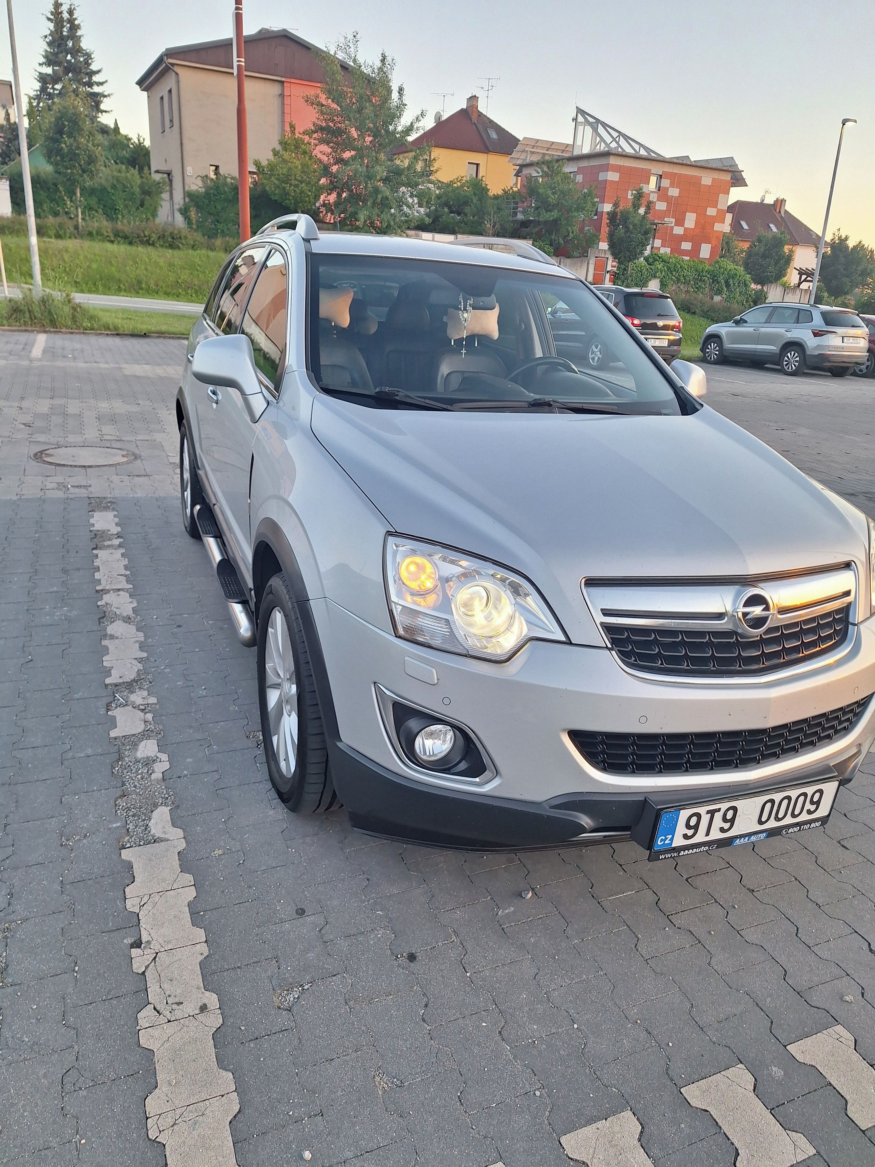 Opel Antara, 2.2 - fotka 4