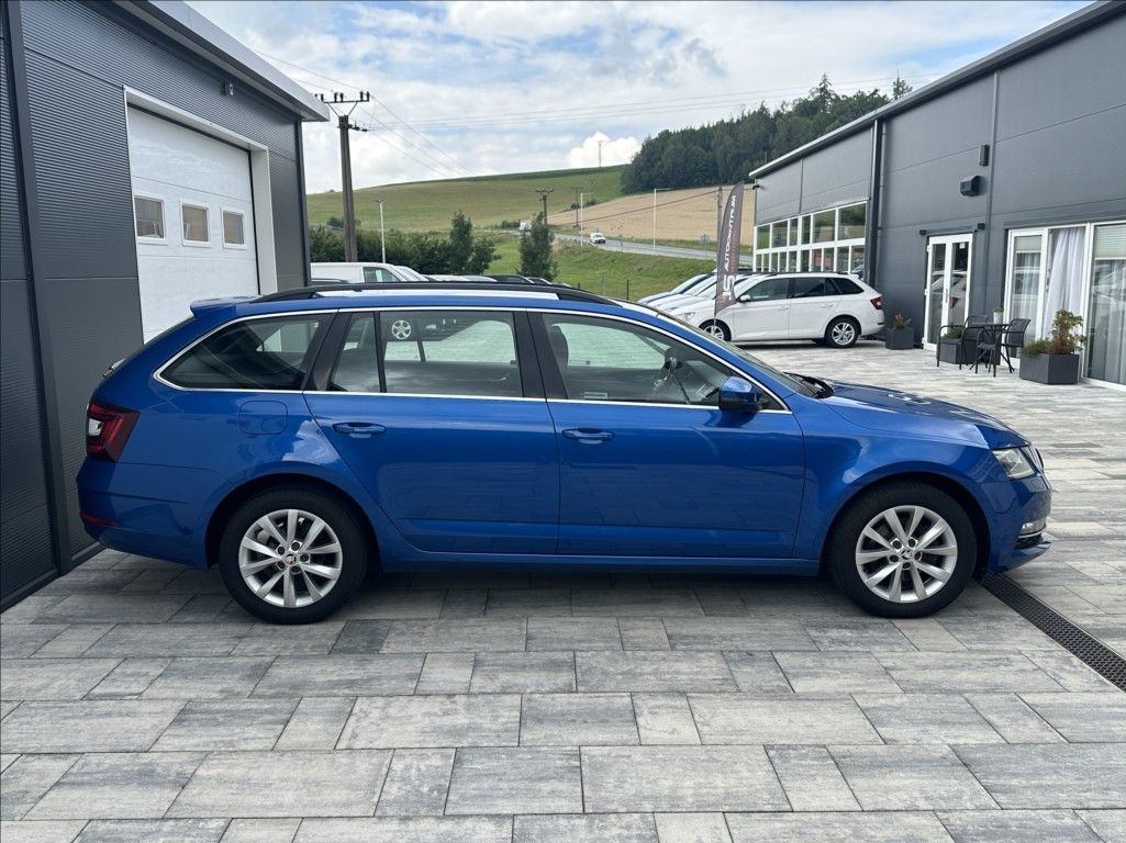 Škoda Octavia, 2,0 TDI 150PS  Style M/T - fotka 6