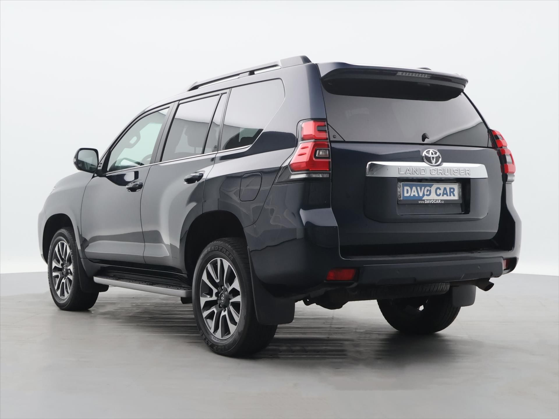 Toyota Land Cruiser, 2,8 D-4D 150KW CZ 1.MAJ 4X4 - fotka 5