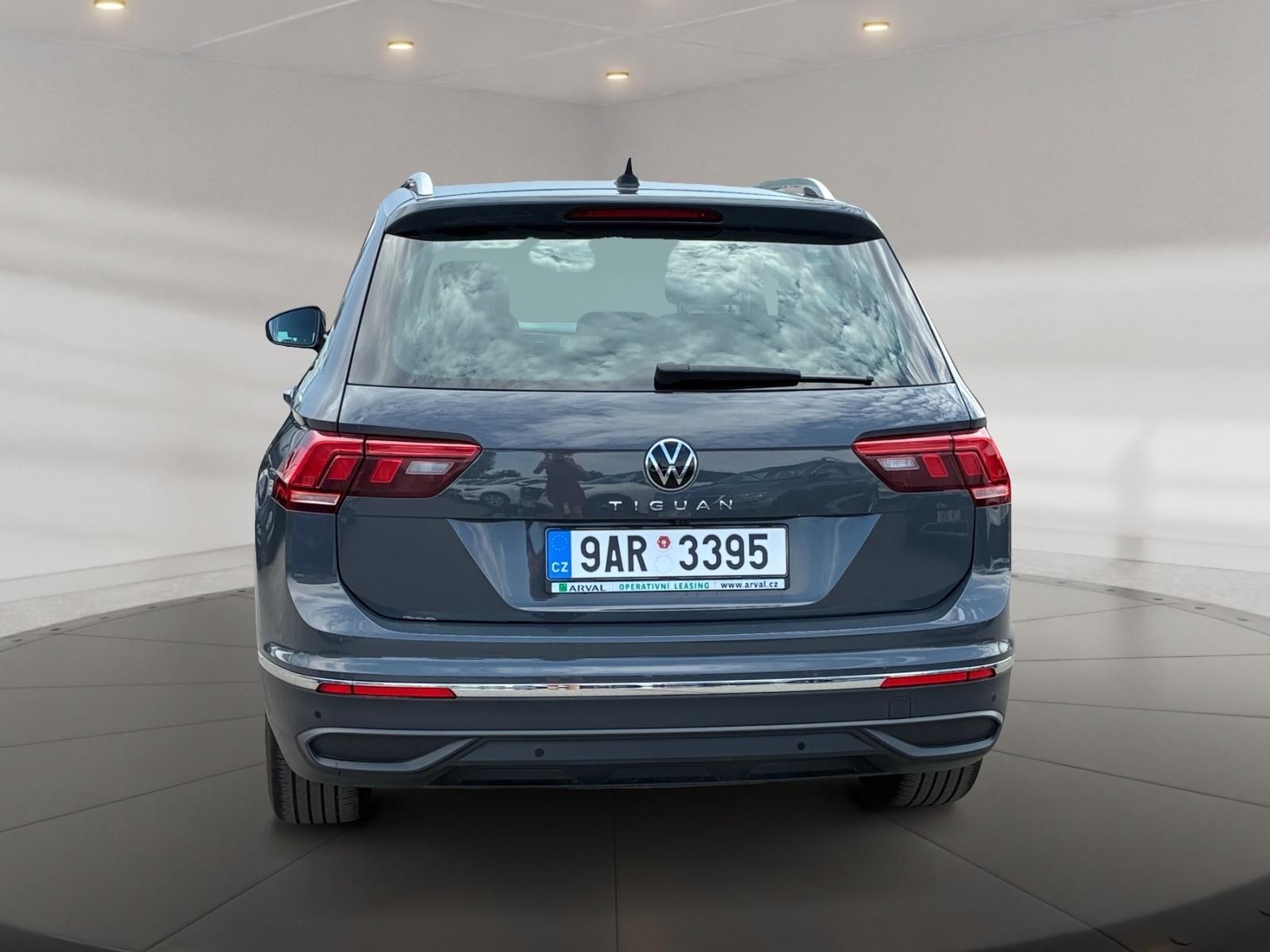 Volkswagen Tiguan, LIFE 1.5TSI 110kW DSG CZ DPH - fotka 5
