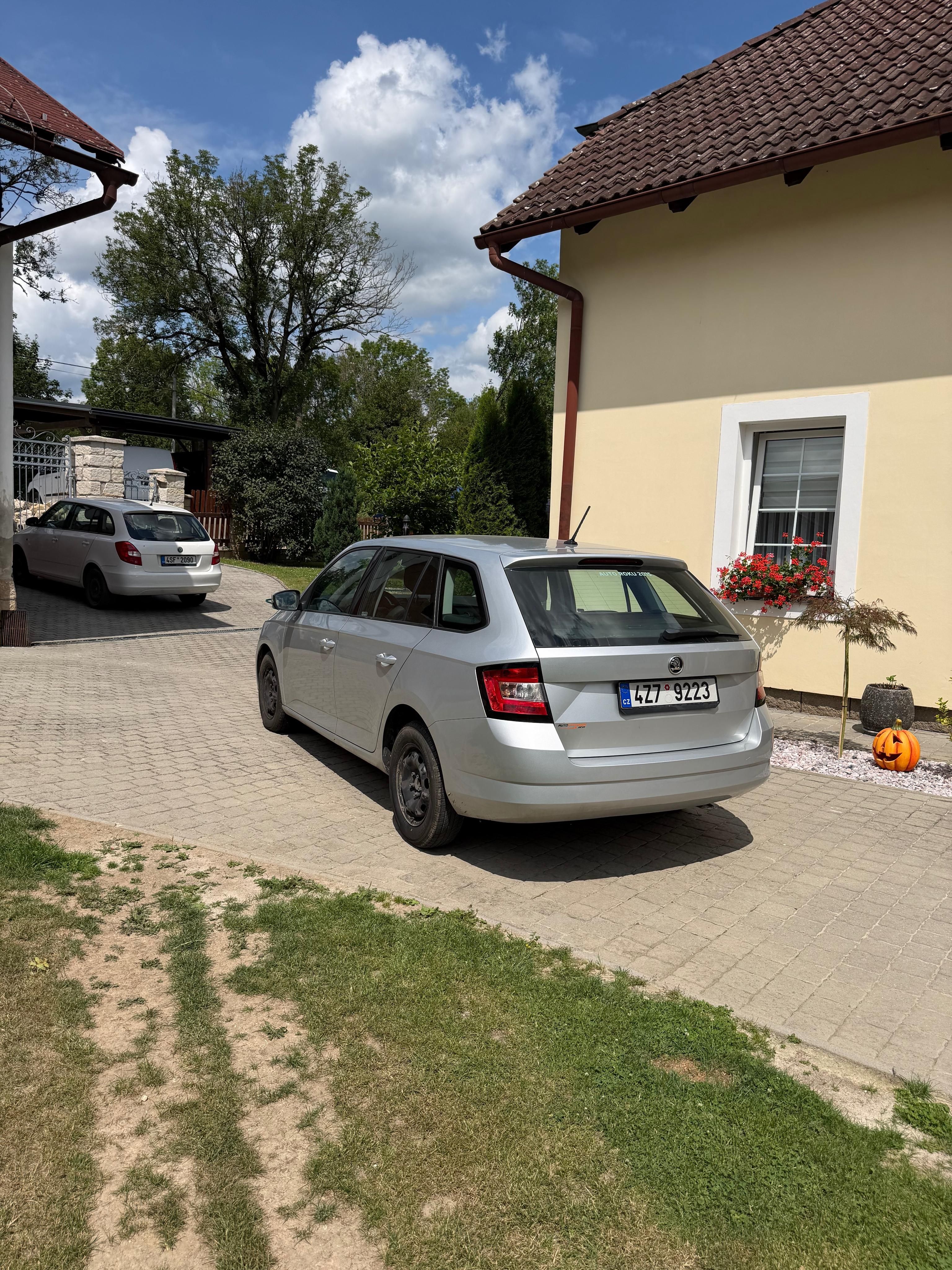 Škoda Fabia, Servisní knížka 2xklice - fotka 5