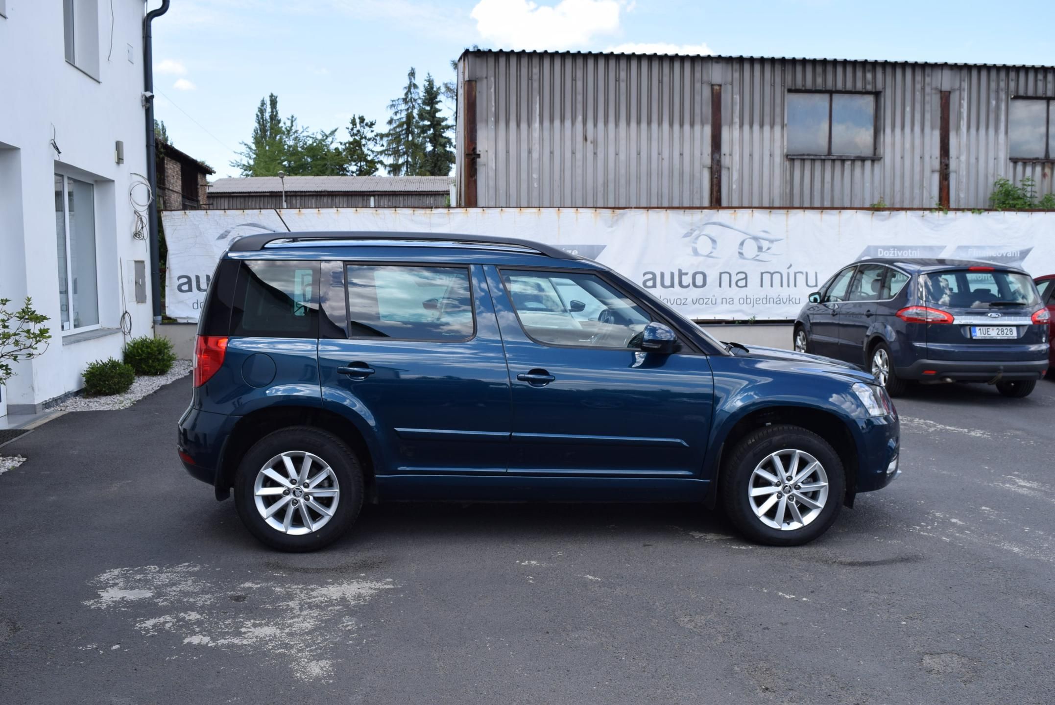 Škoda Yeti, 1.4TSI 92kw AMBITION TAŽNÉ APP - fotka 6
