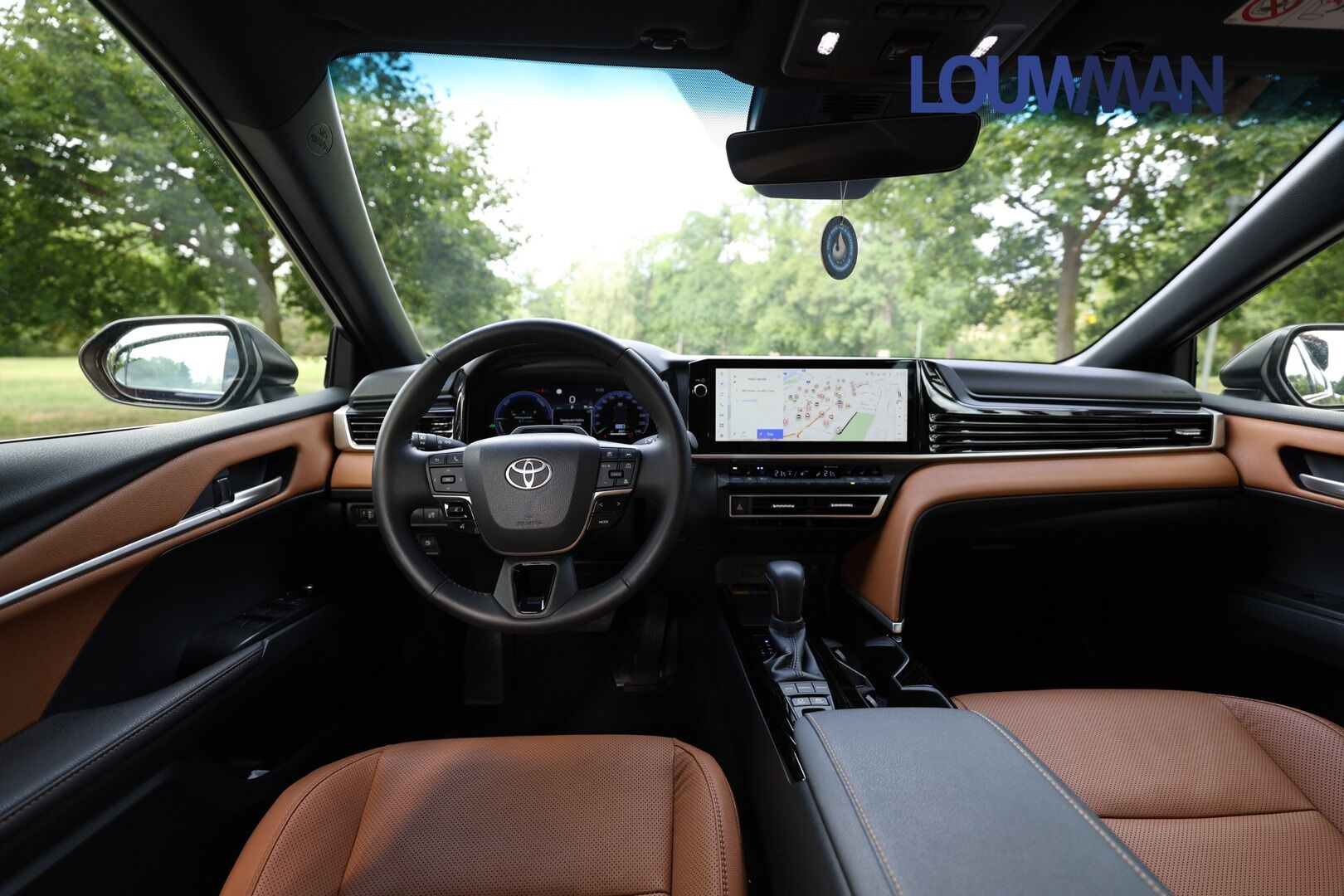 Toyota Camry, 2.5  HEV CVT Prestige - fotka 5