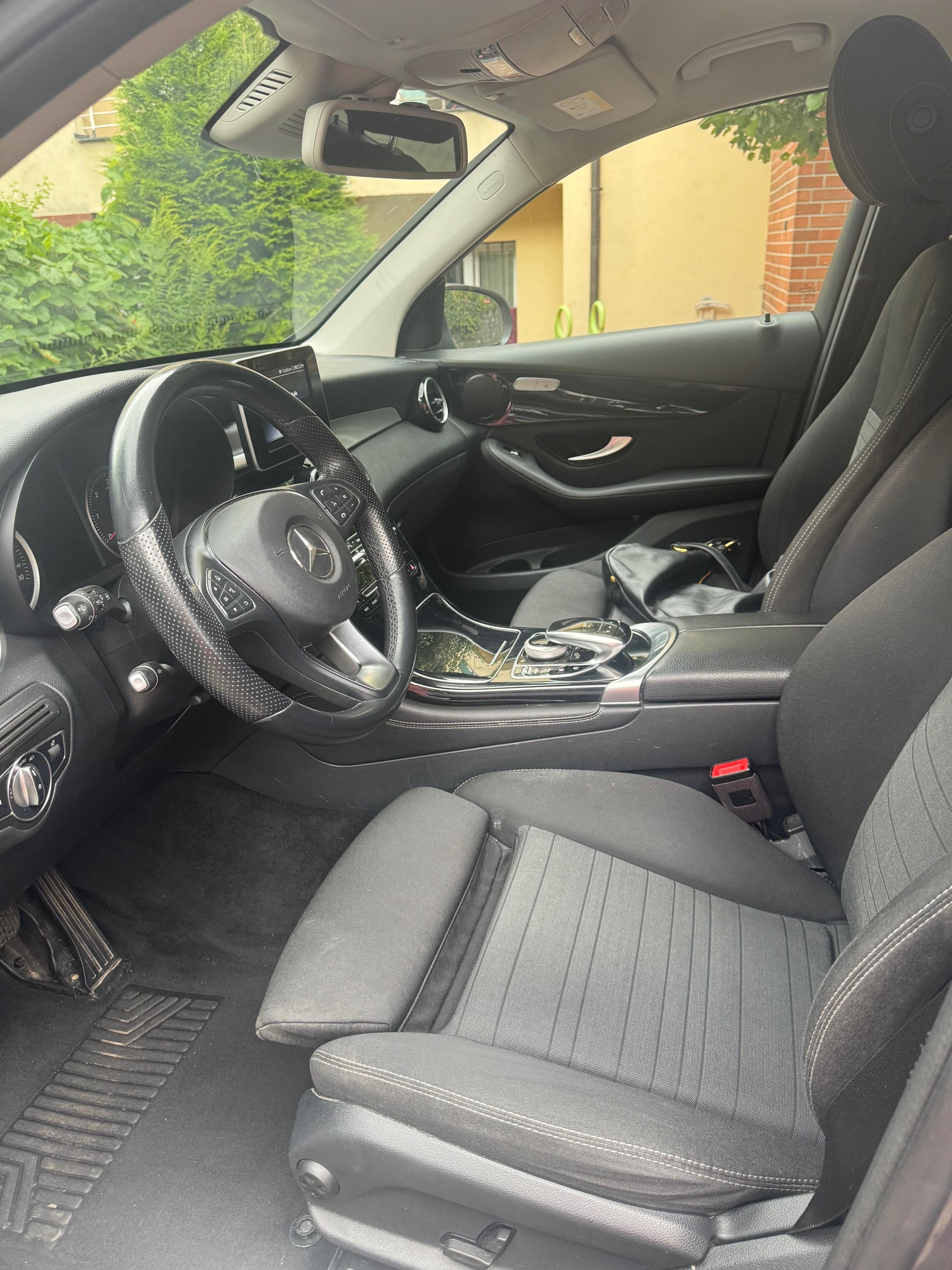 Mercedes-Benz GLC - fotka 5