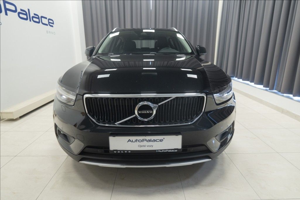 Volvo XC40, 2,0 T5 AWD NAVI KAMERA TAŽNÉ - fotka 2