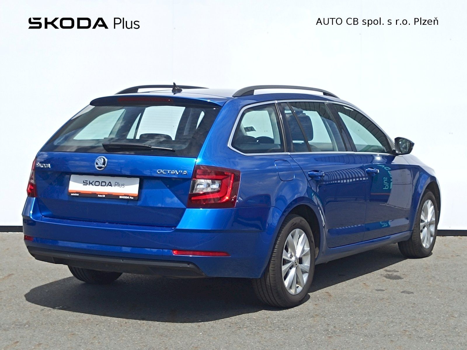 Škoda Octavia, Combi III 1.0 TSI 85kW Style - fotka 2