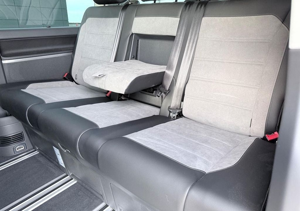 Volkswagen Multivan, 2.0 TDI DSG 4Motion Highline - fotka 4