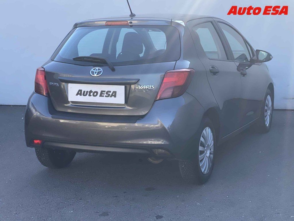 Toyota Yaris, 1.0 - fotka 4