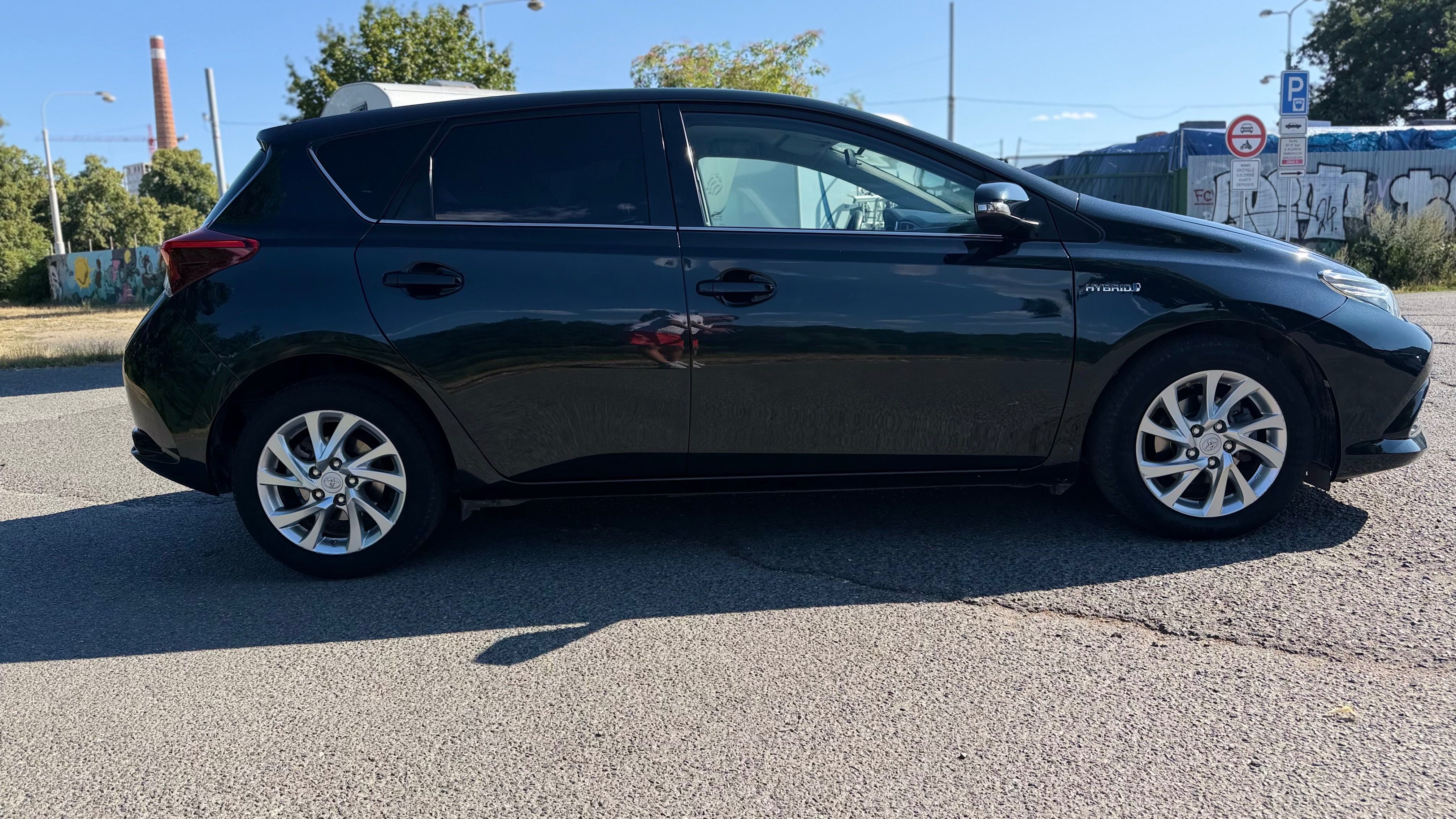 Toyota Auris, 1,8 i HYBRID KAMERA NAVI - fotka 5