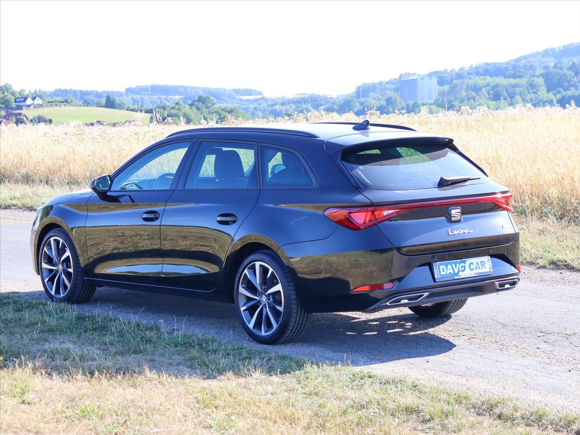 Seat Leon, 2,0 TDI FR 110kW DSG CZ DPH - fotka 5