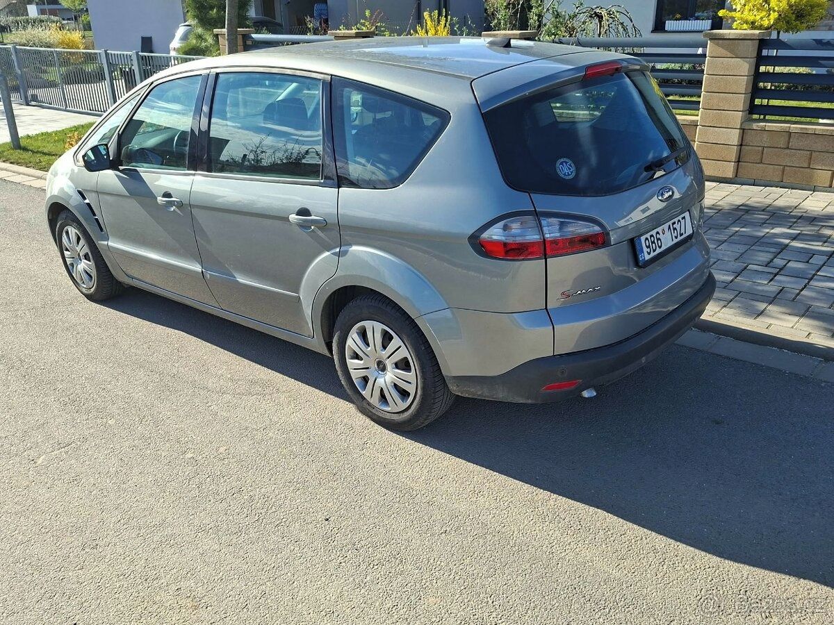 Ford S-MAX, 2.0 TDCi, 7 míst, 203 700Km - fotka 4