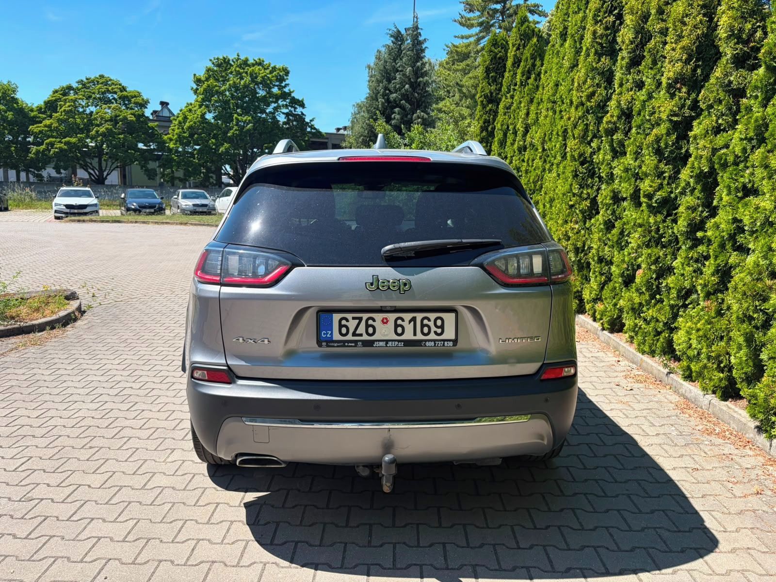 Jeep Cherokee, 2.2 M-Jet 143kW Limited 4x4 AT - fotka 6
