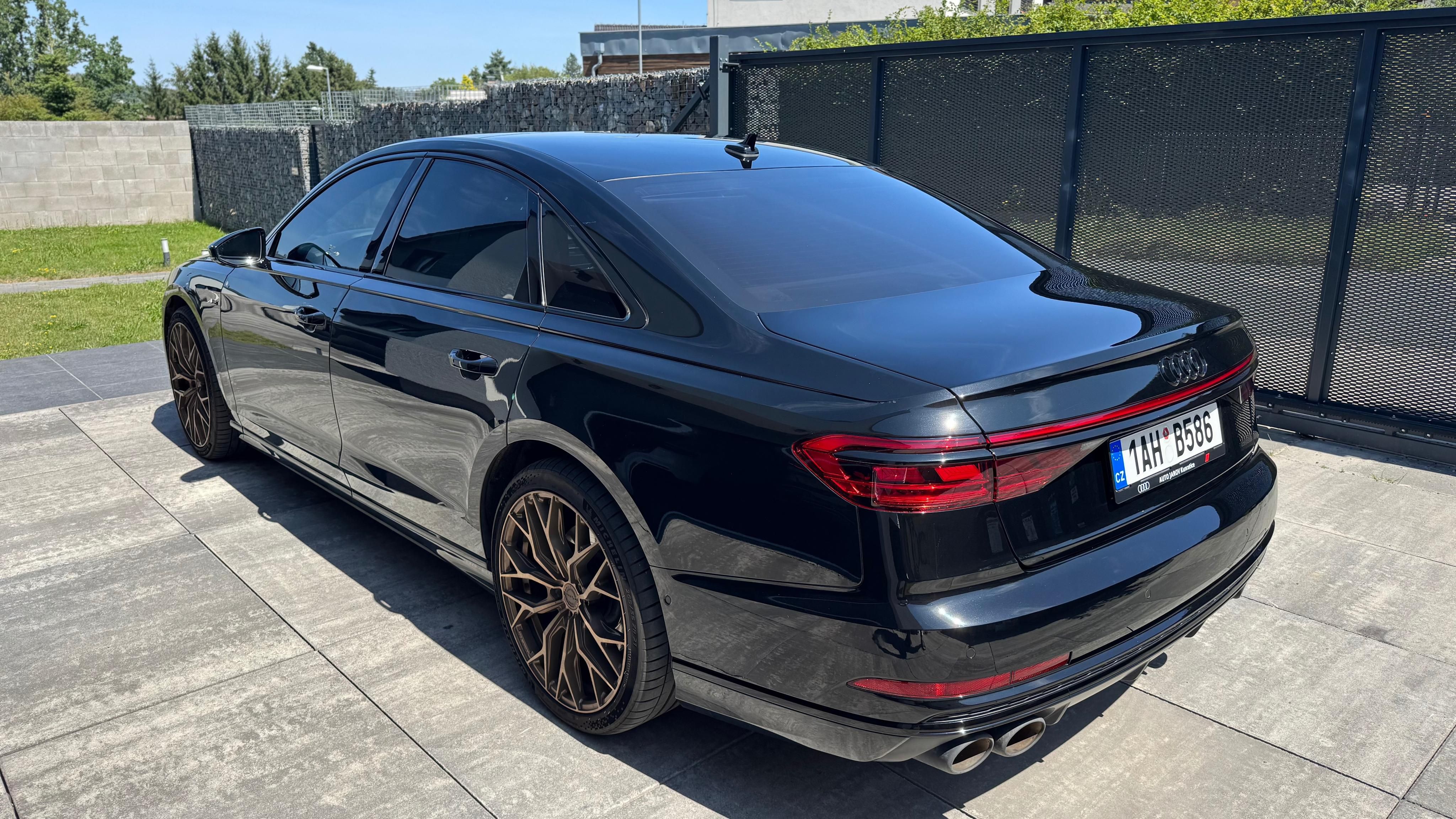 Audi S8, 420 KW! - fotka 2