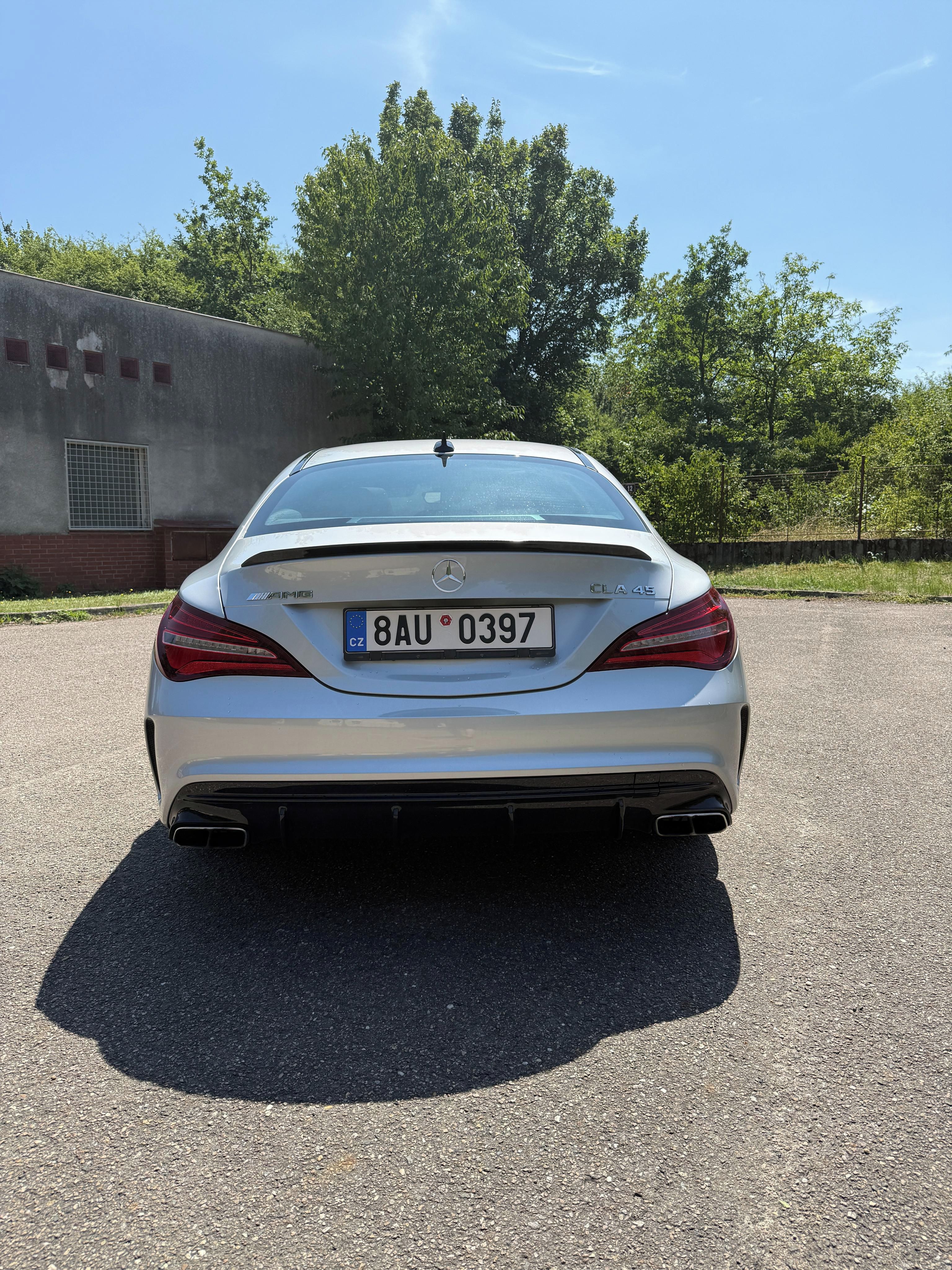 Mercedes-Benz CLA, Mercedes CLA 45 AMG 4MATIC - fotka 5