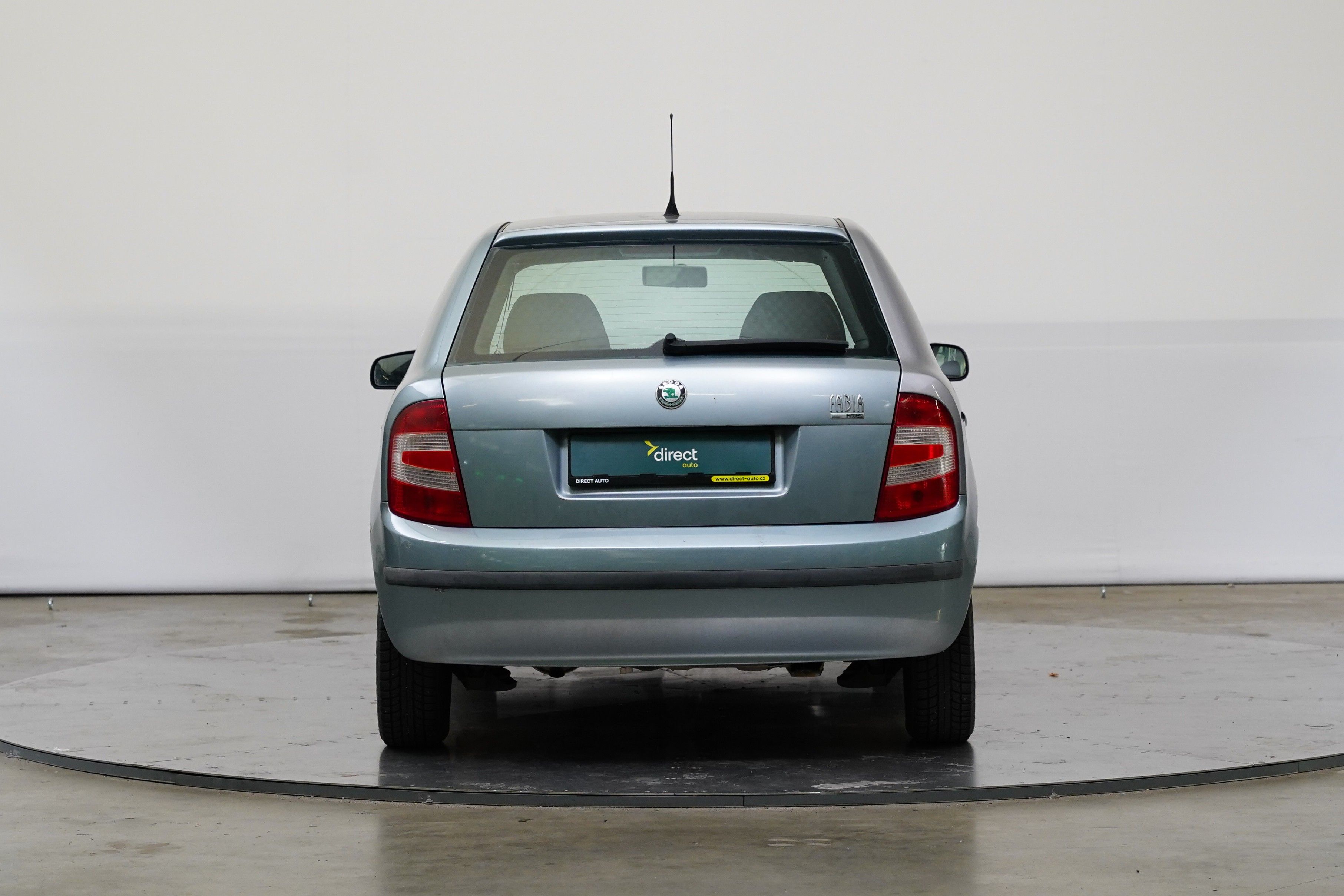 Škoda Fabia, 1.2 HTP 40 kW Classic - fotka 6