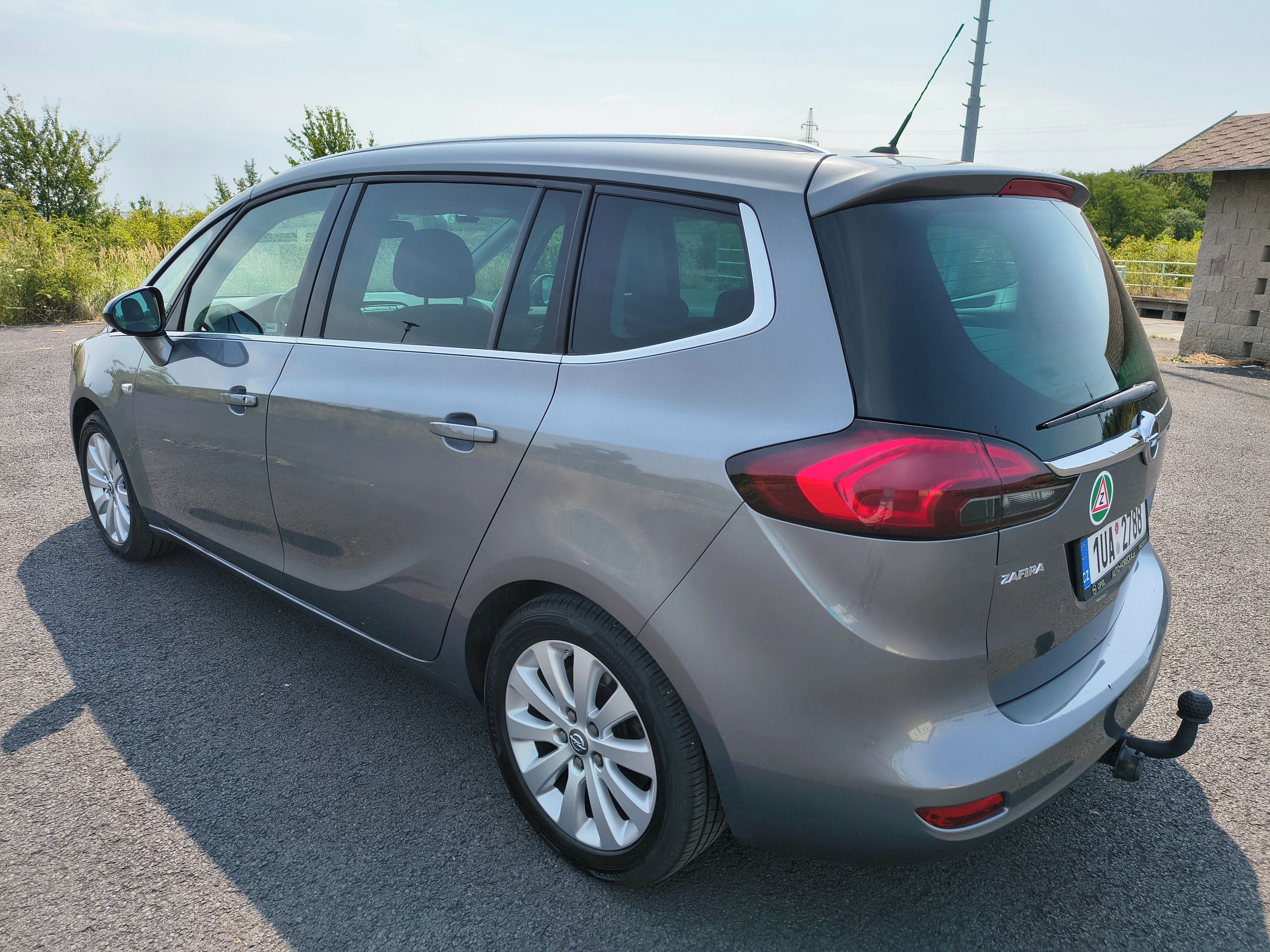 Opel Zafira, 1,6 benzín, 7 míst - fotka 6