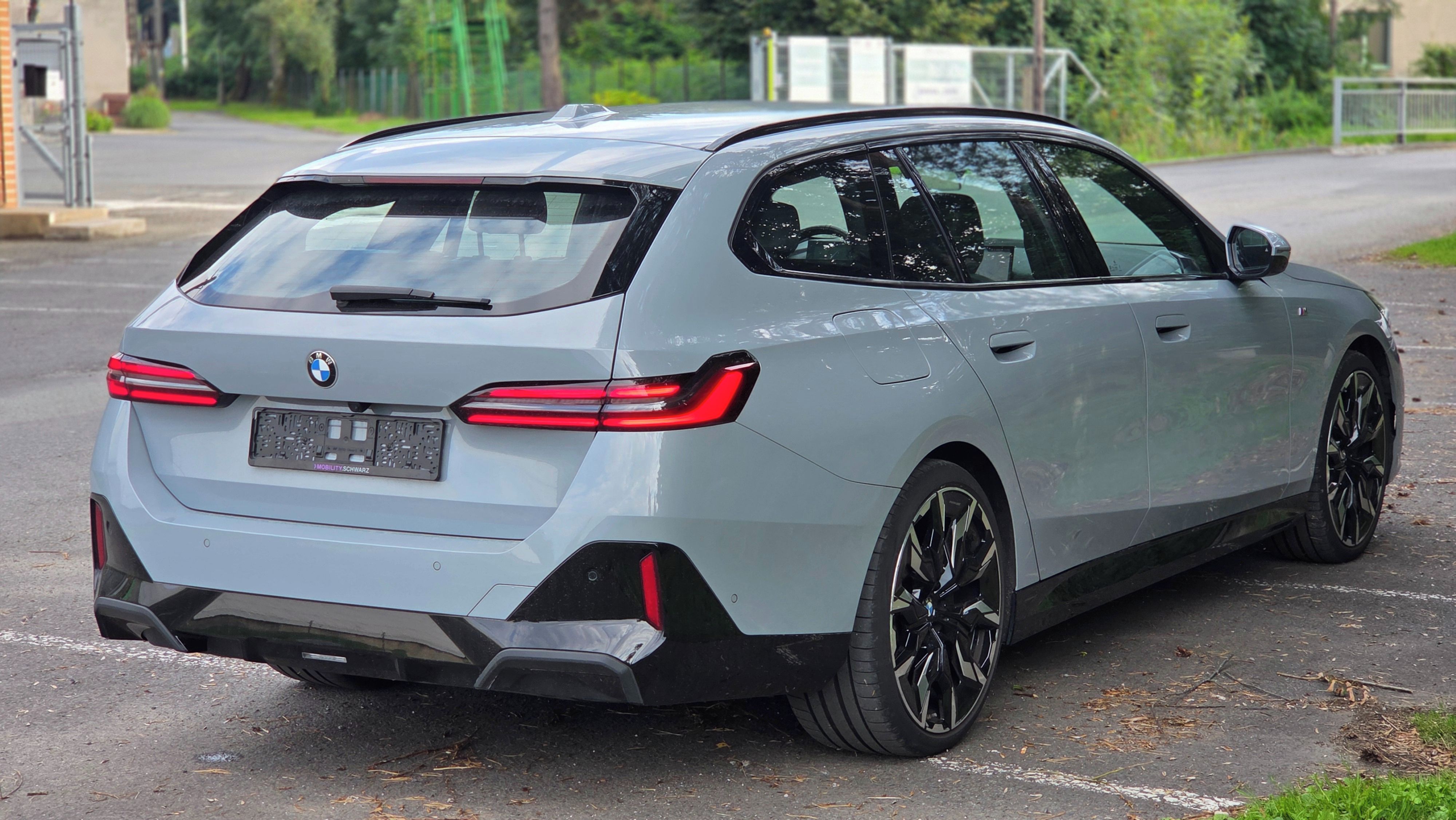 BMW Řada 5, INDIVIDUAL, R21, DPH, ZARUKA - fotka 4