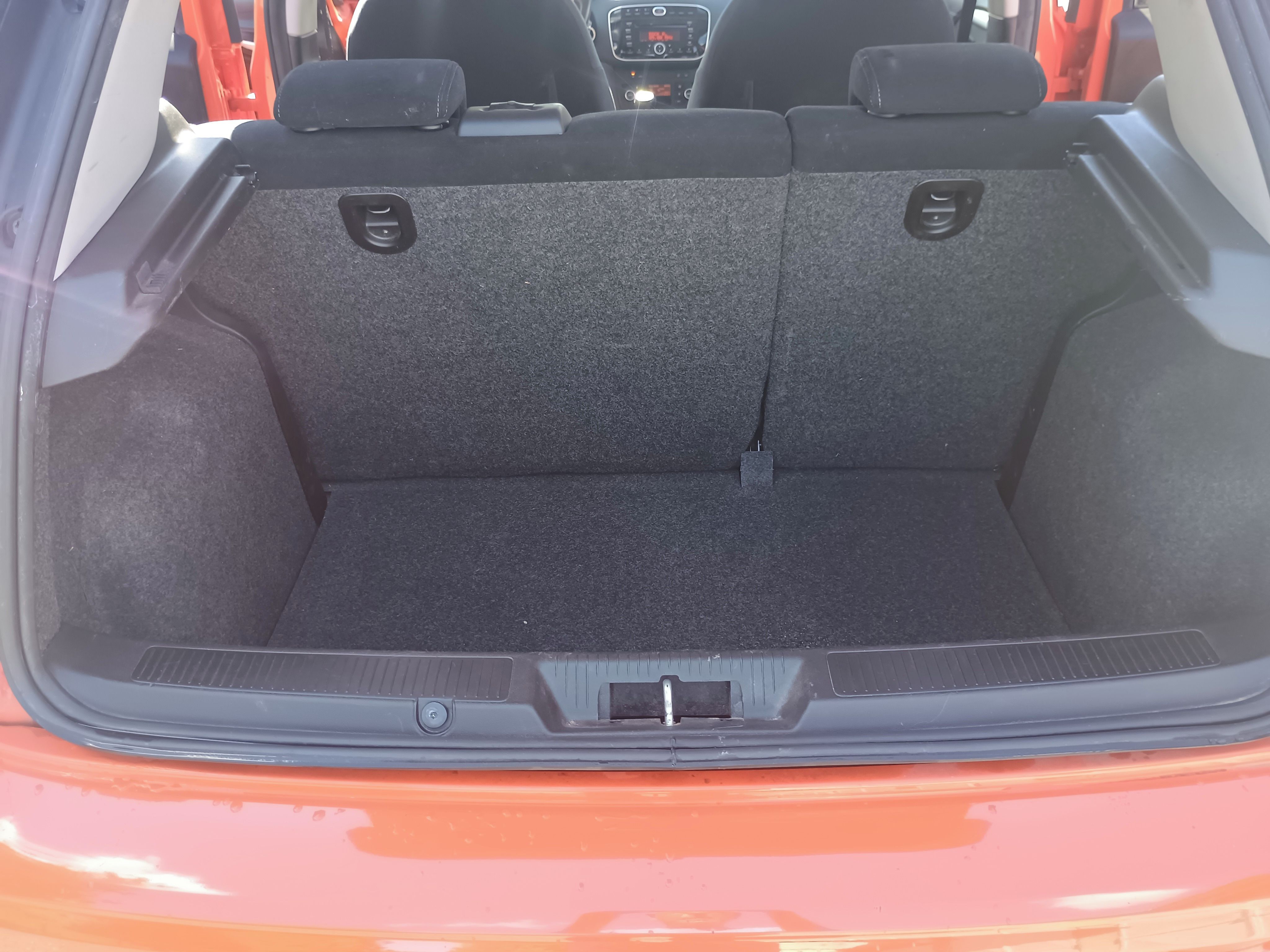 Fiat Punto - fotka 6