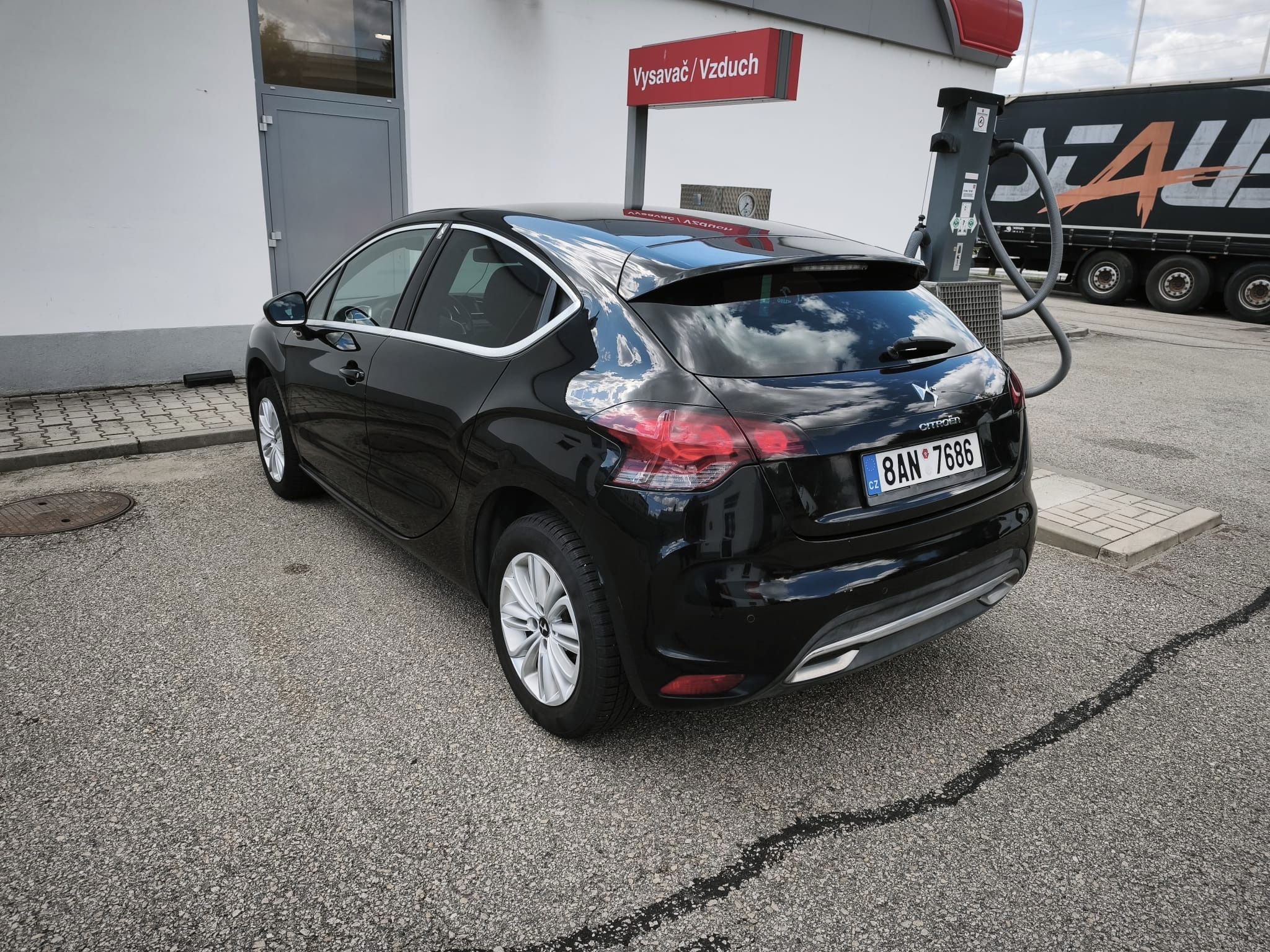 Citroën DS4, 1.6 VTi Chic - fotka 3