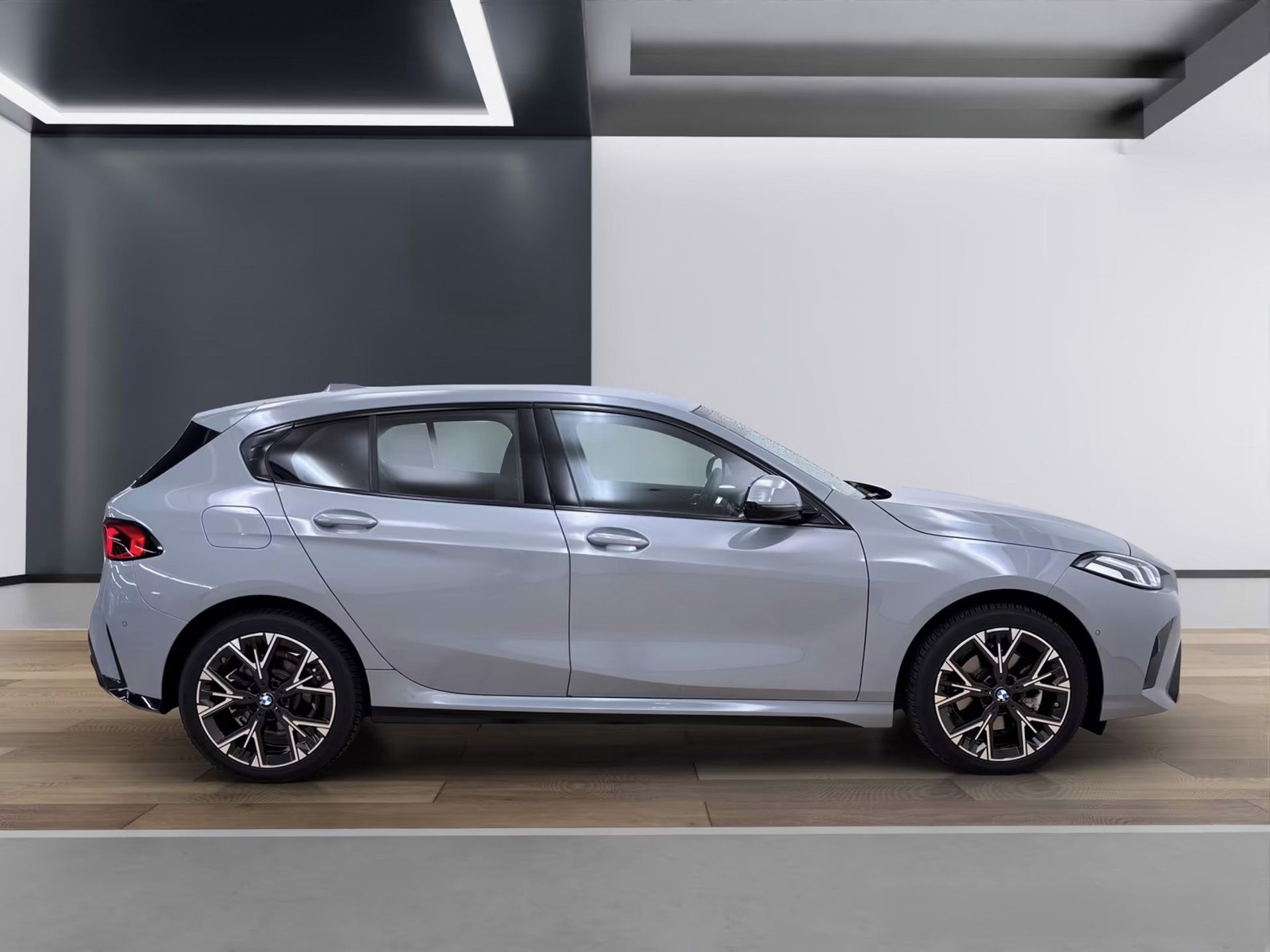 BMW Řada 1, 120 M-Sport design Kam DrivAs - fotka 4